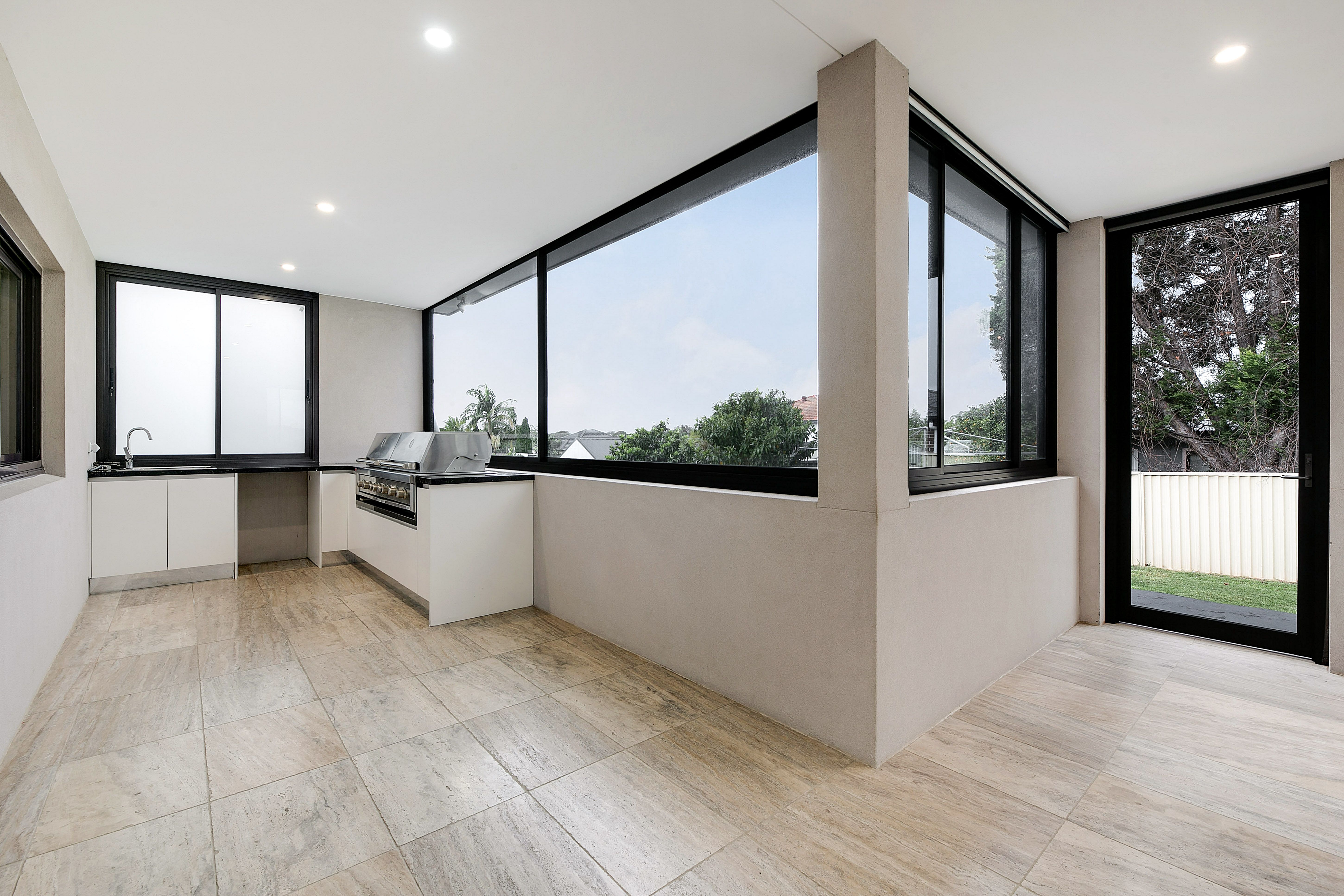 19 Rawson Road — photo 11 of 12