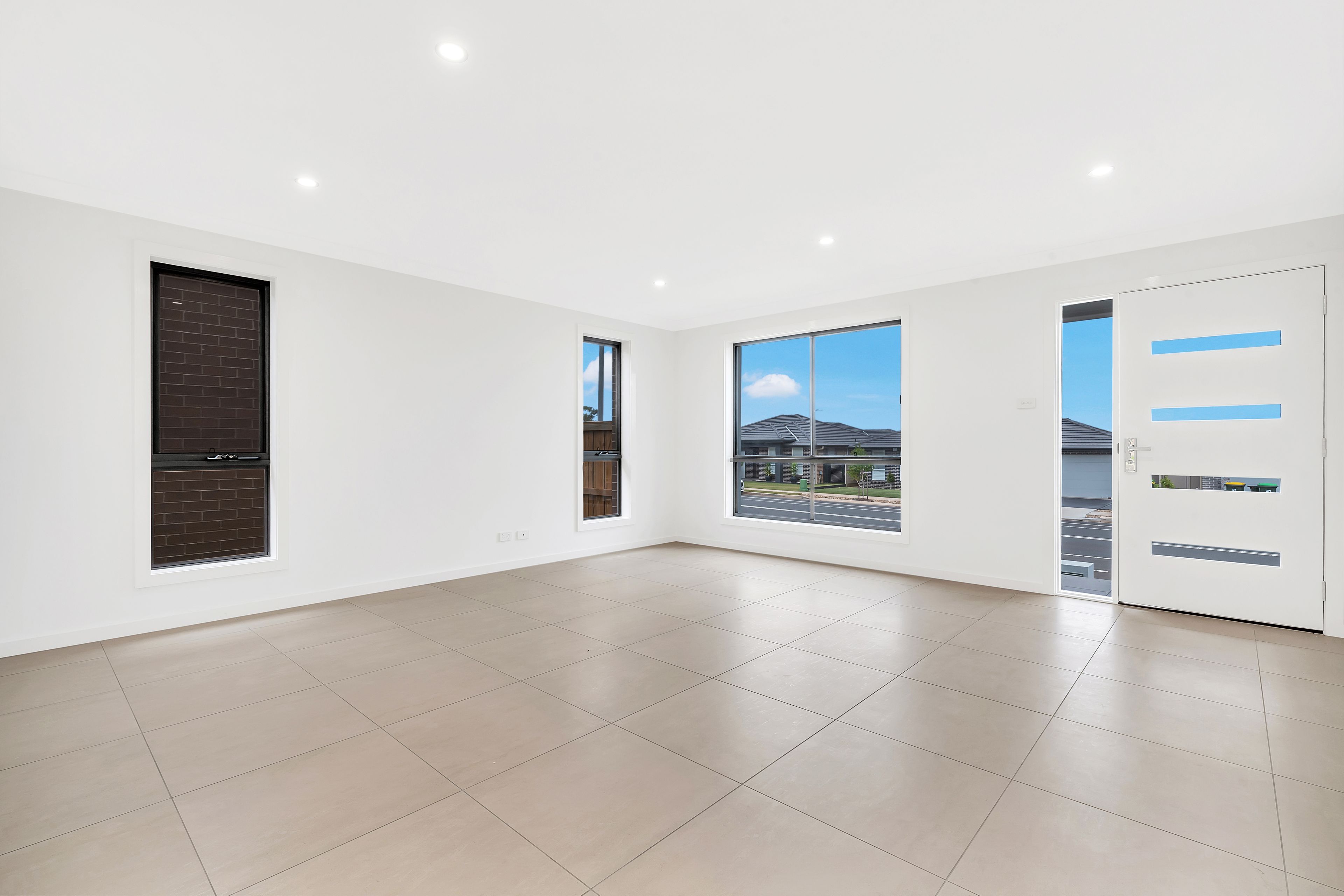 61 Springs Road, Spring Farm, NSW 2570