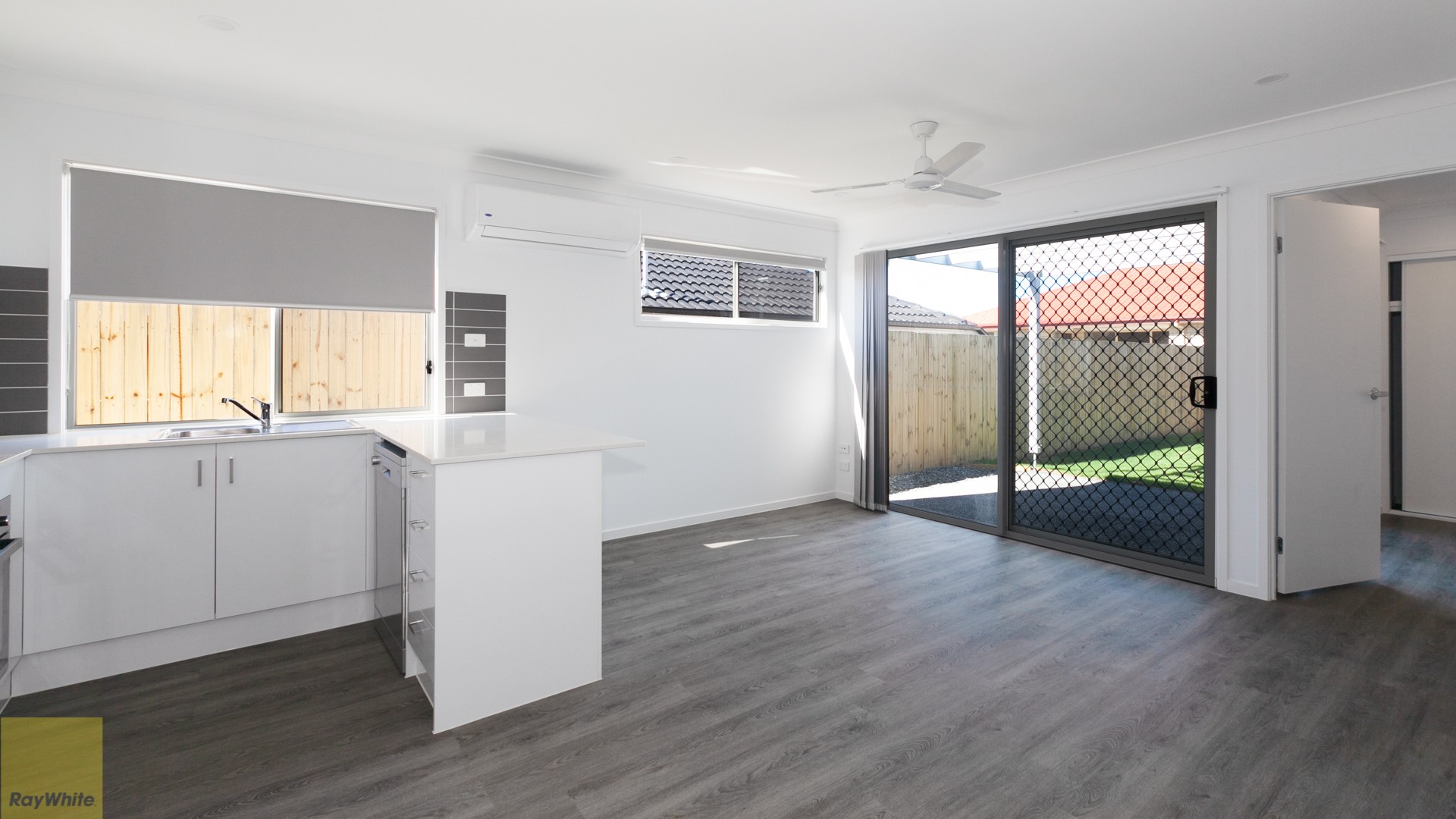 2-4/19 Short Street Lot 5, Boronia Heights, QLD 4124