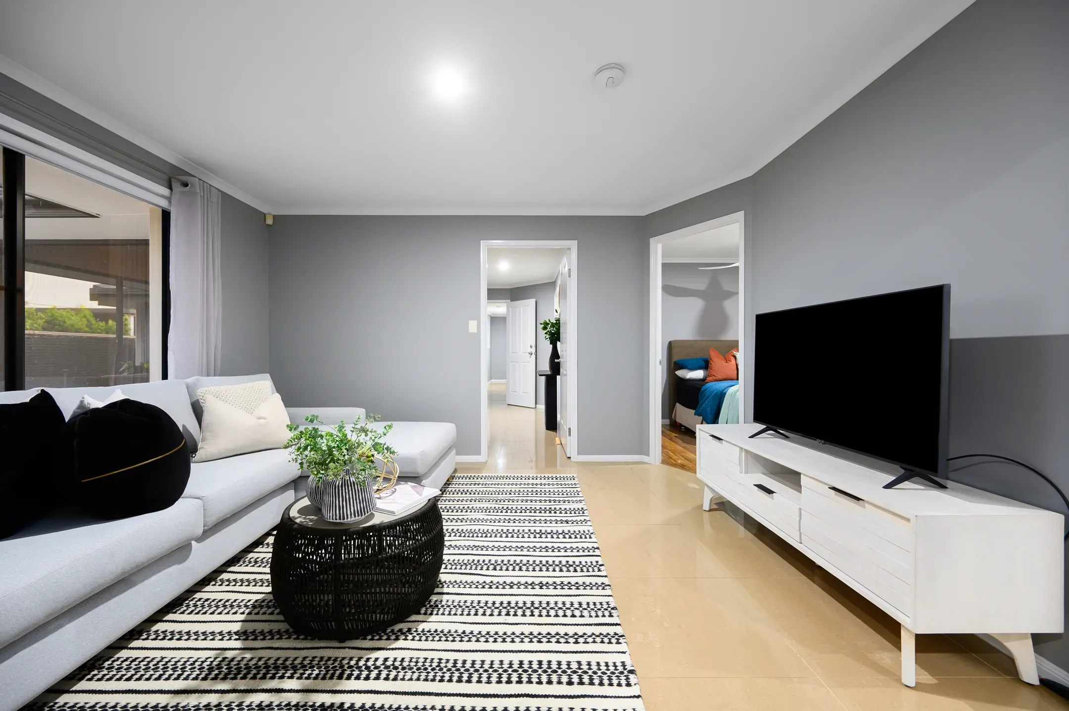 40 Regatta Avenue — photo 17 of 17