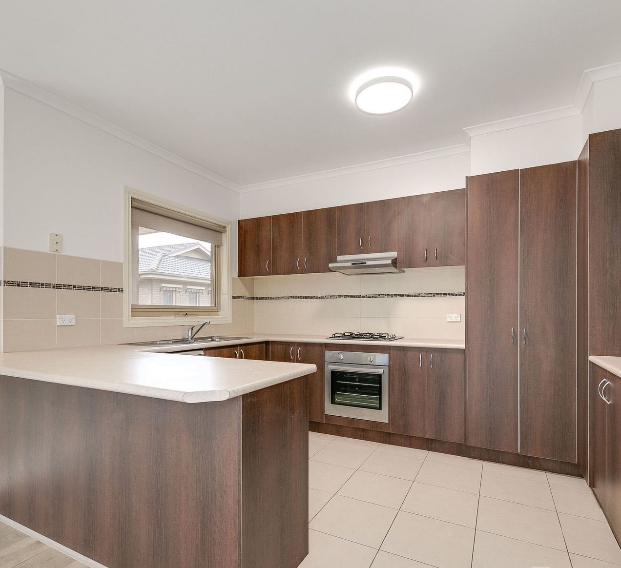 3/27-29 Rogers Street, Pakenham, VIC 3810