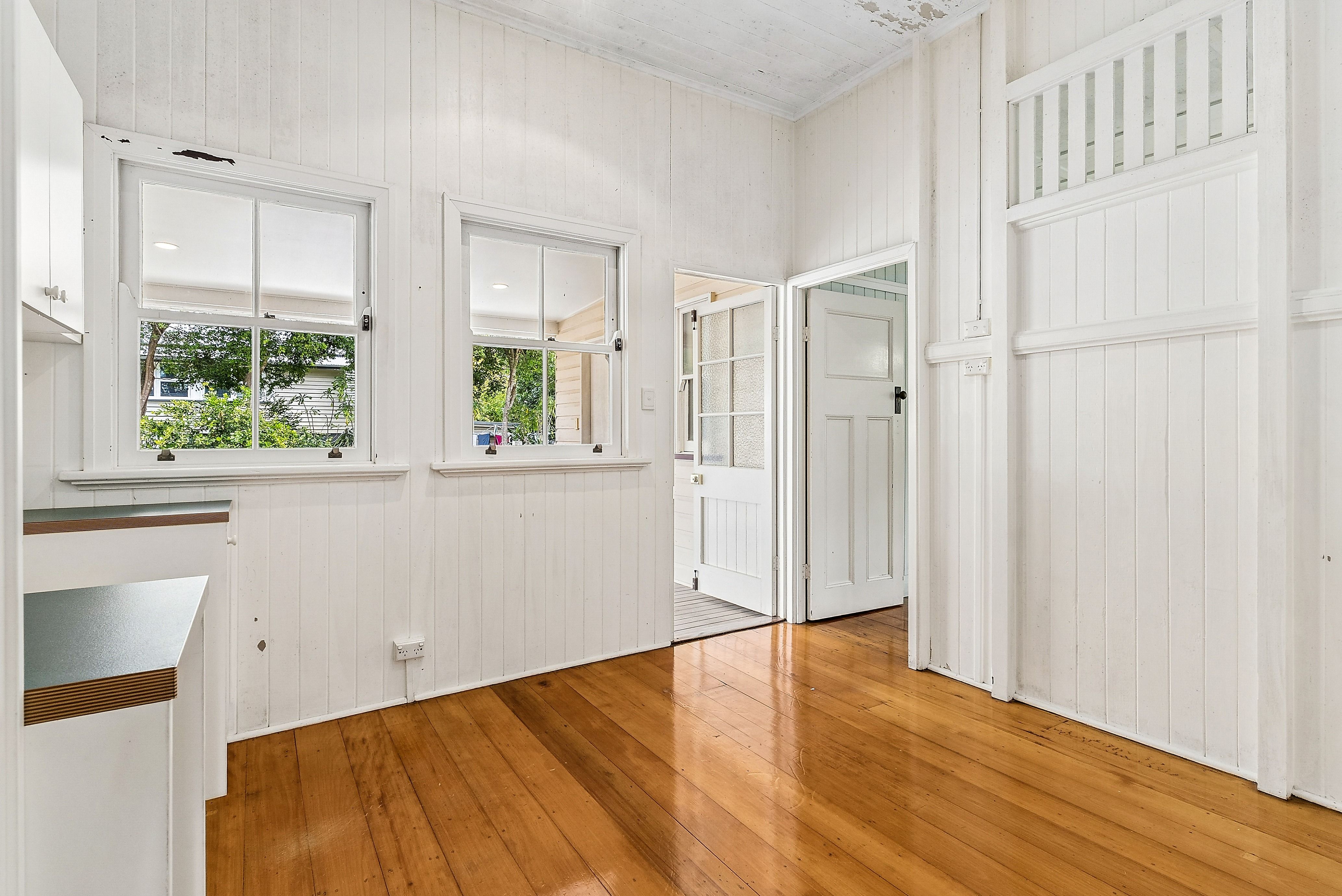 54 Mortlake Road — photo 6 of 18