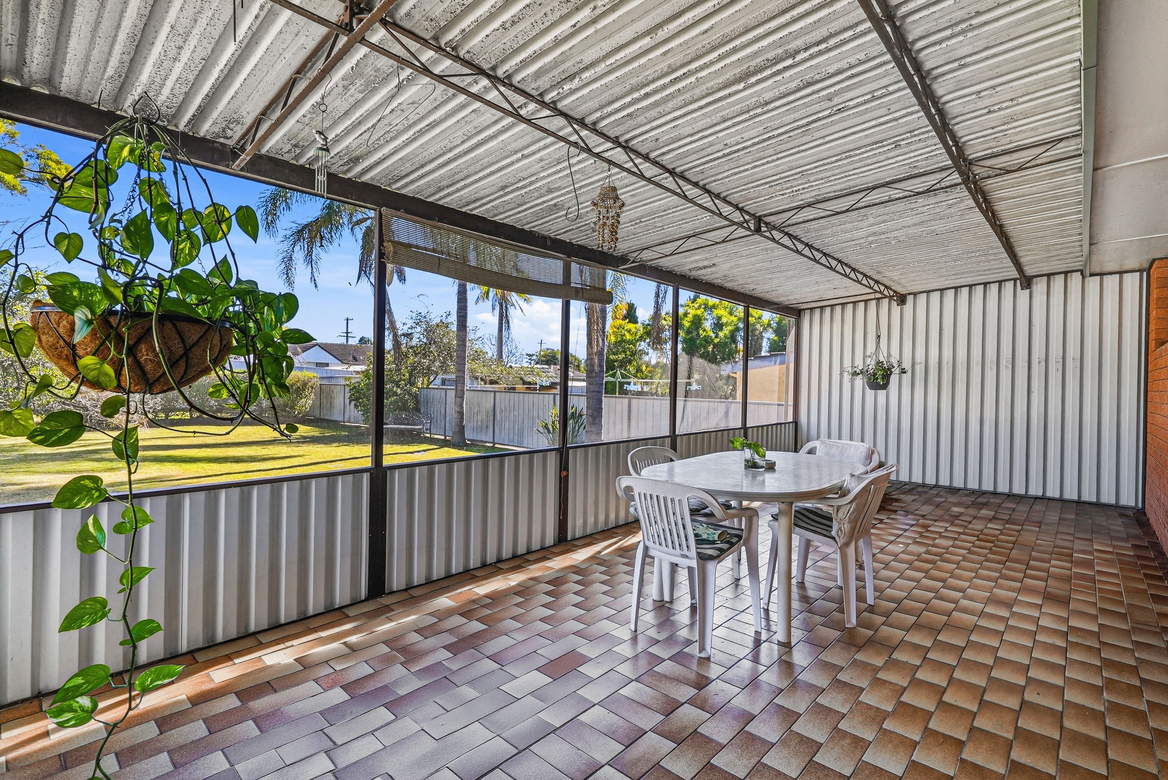 25 Wattle Avenue — photo 11 of 17