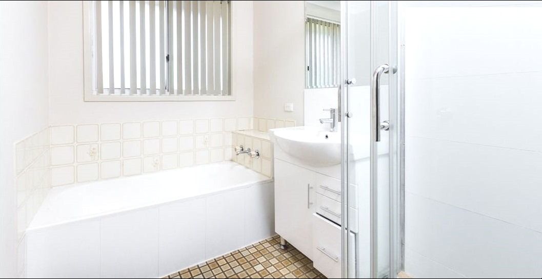 18 Lilley Street — photo 10 of 10