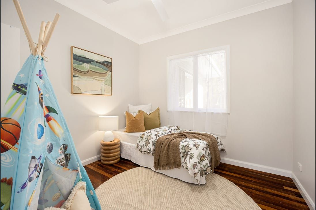 36 Wilga Street — photo 11 of 18