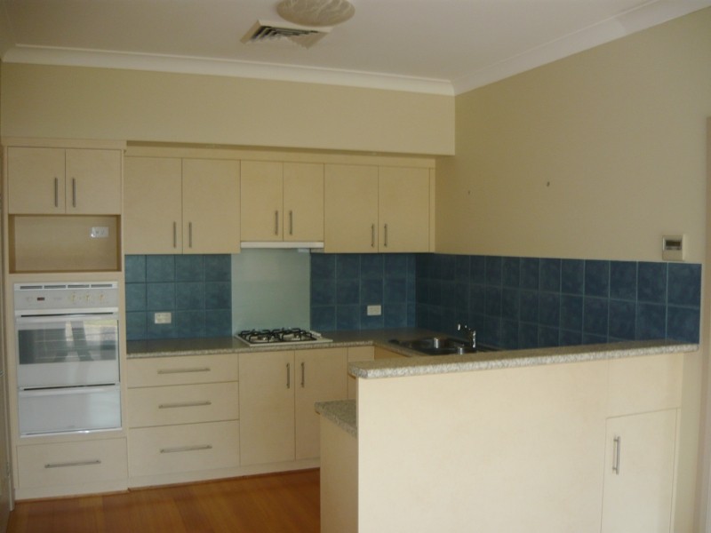1037 Calimo Street, North Albury, NSW 2640