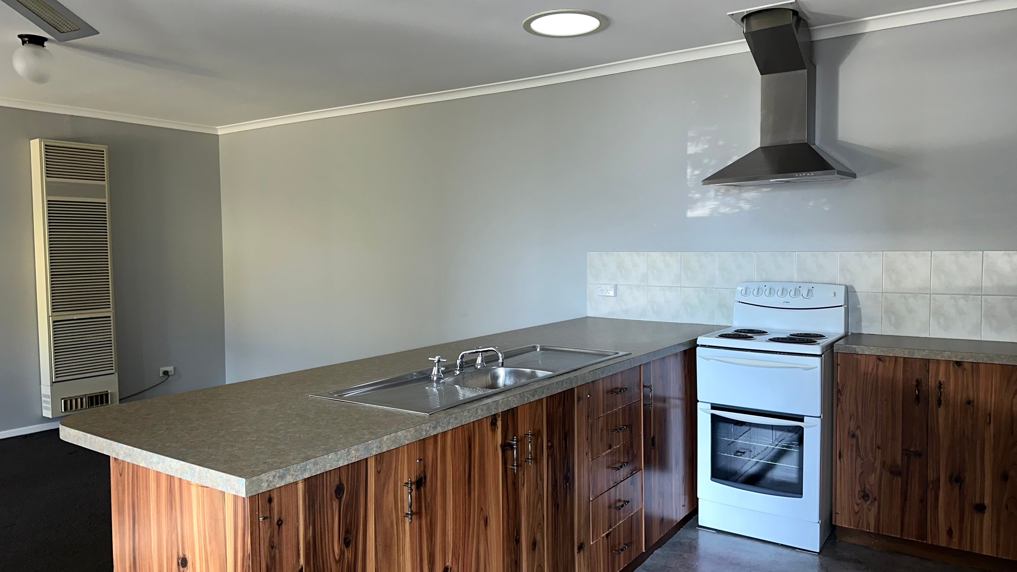 3/409 Griffith Road, Lavington, NSW 2641