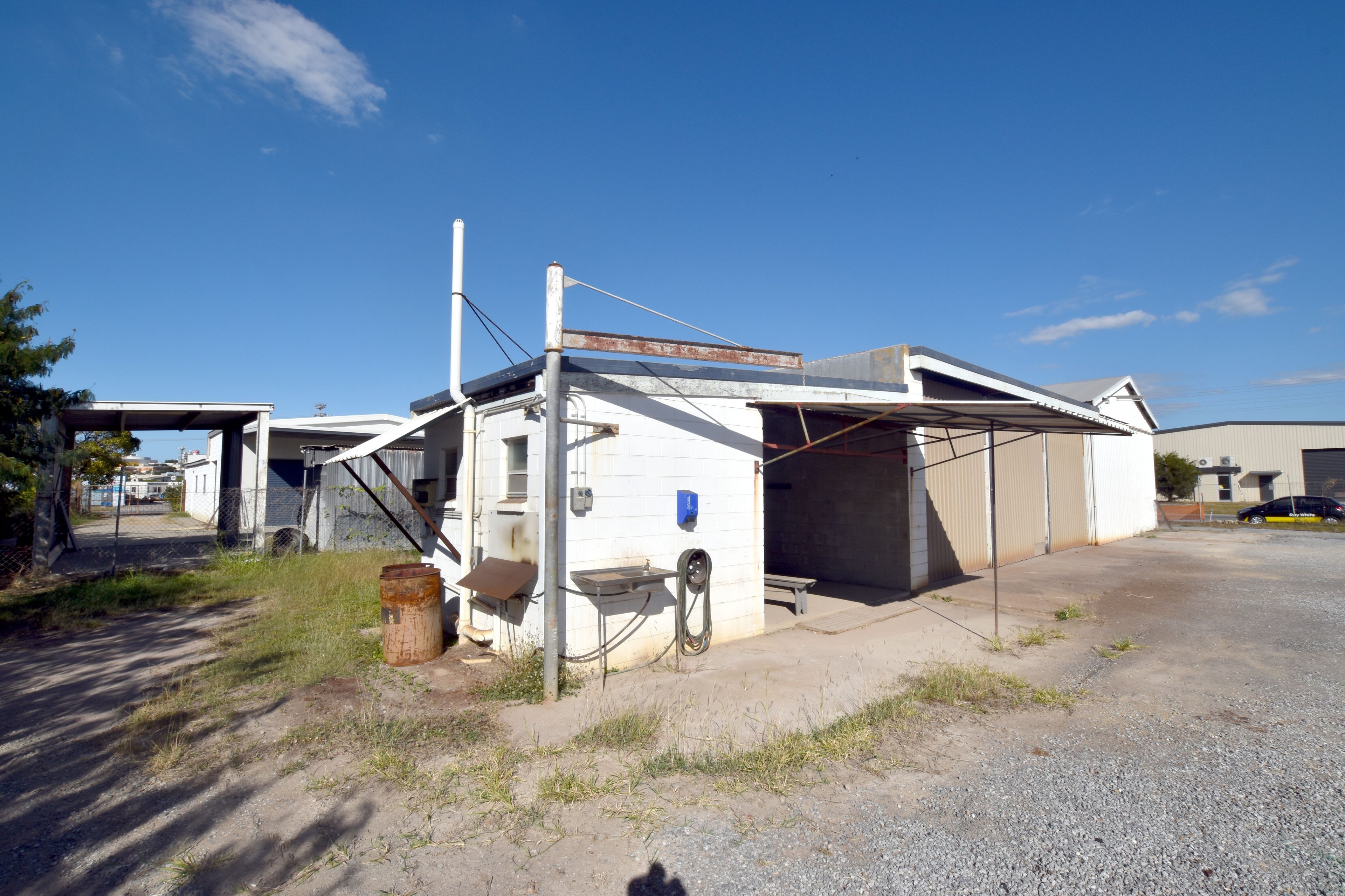 3 Drewe Street, Gladstone Central, QLD 4680