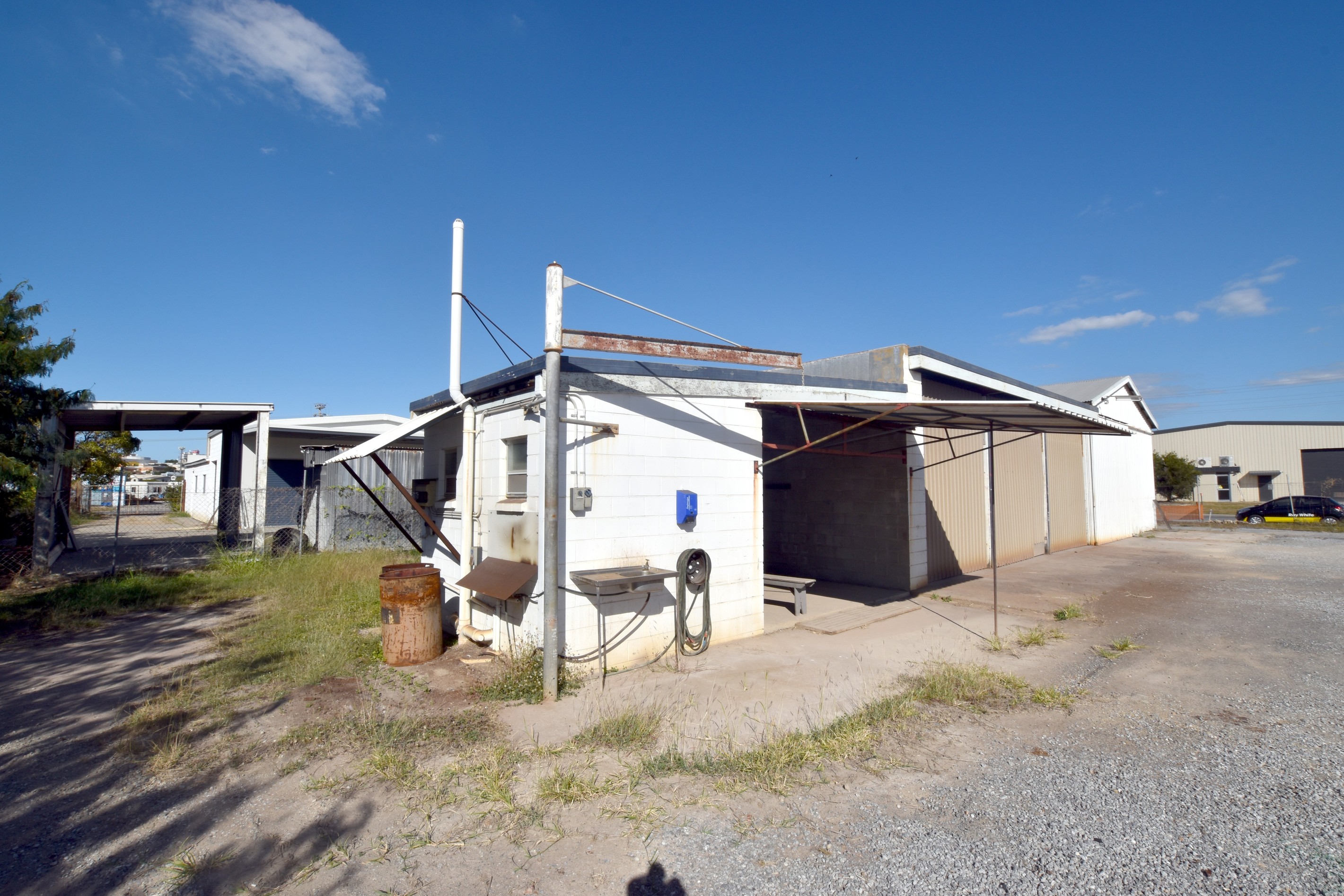 3 Drewe Street, Gladstone Central, QLD 4680