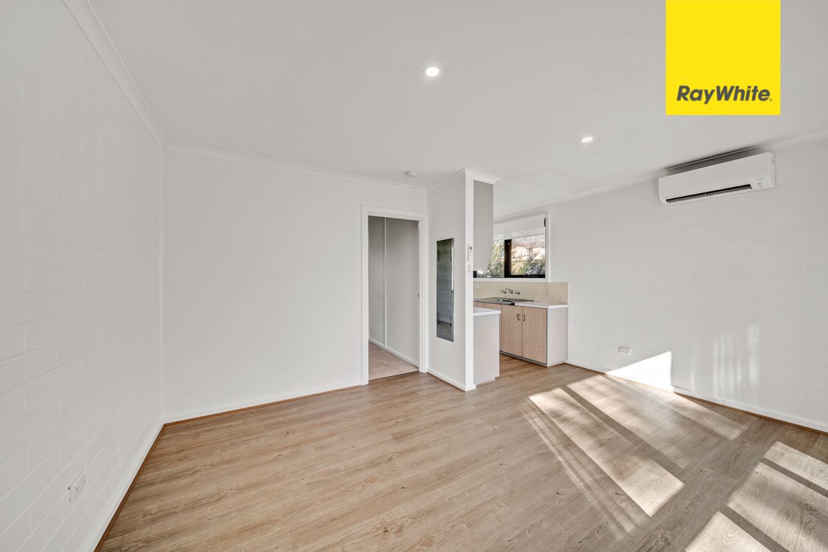 2/8 Cambridge Street, Cook, ACT 2614