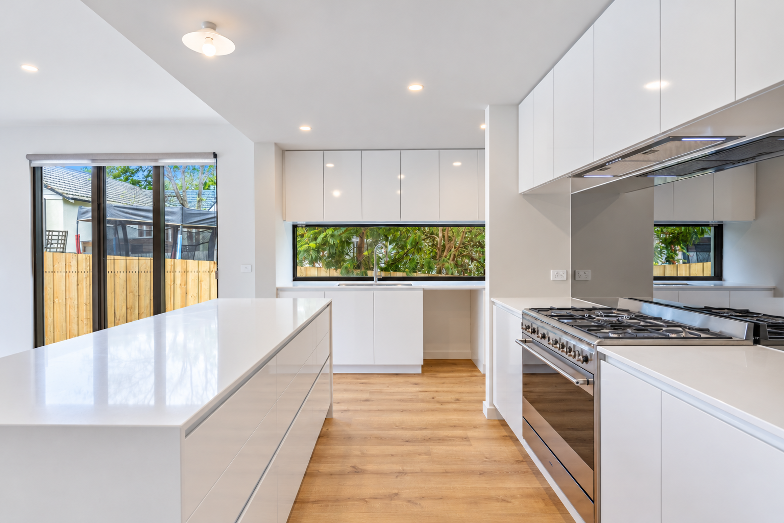 17B Derna Road — photo 5 of 18