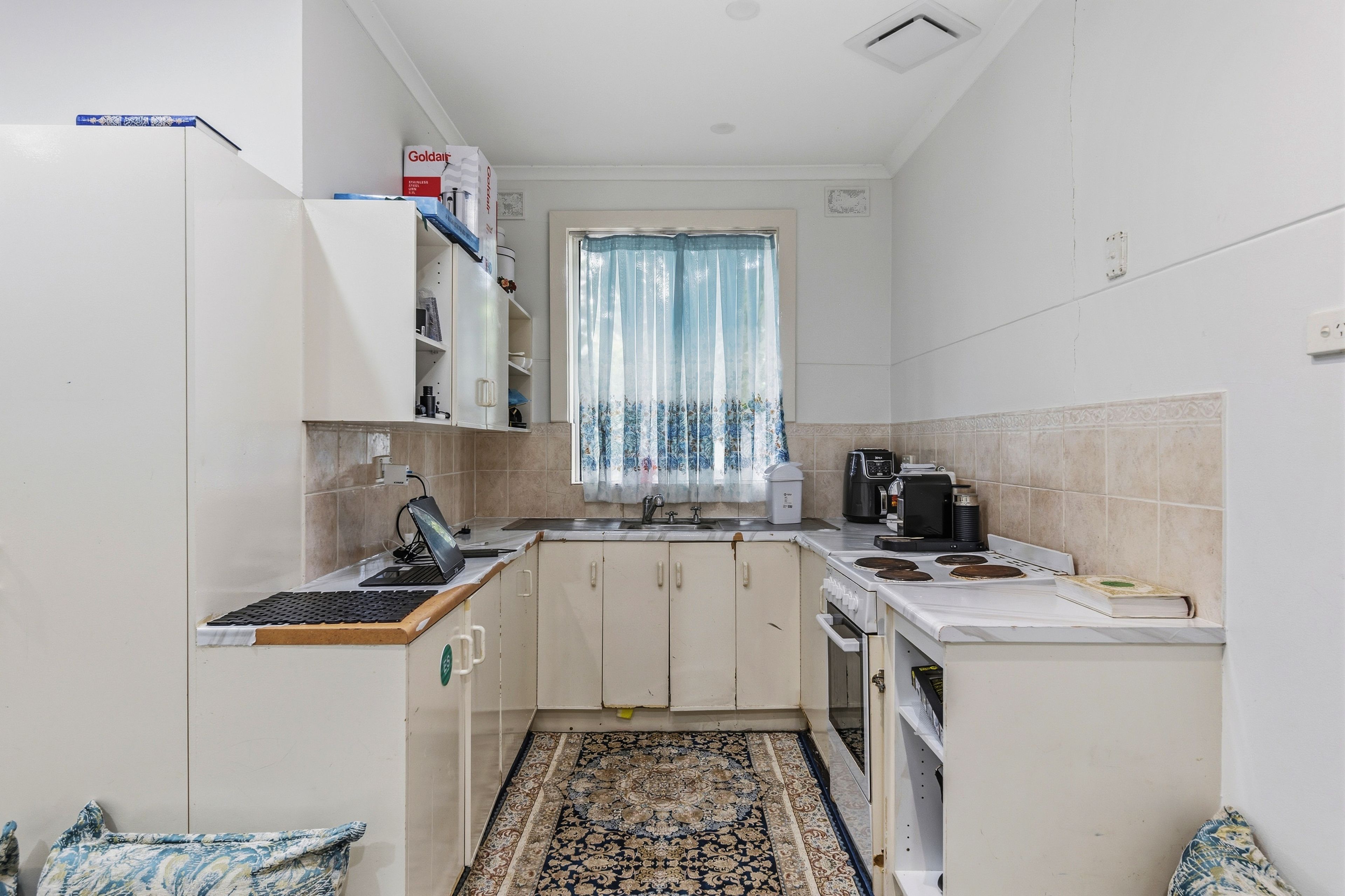 92 & 94 Goodman Road — photo 8 of 15