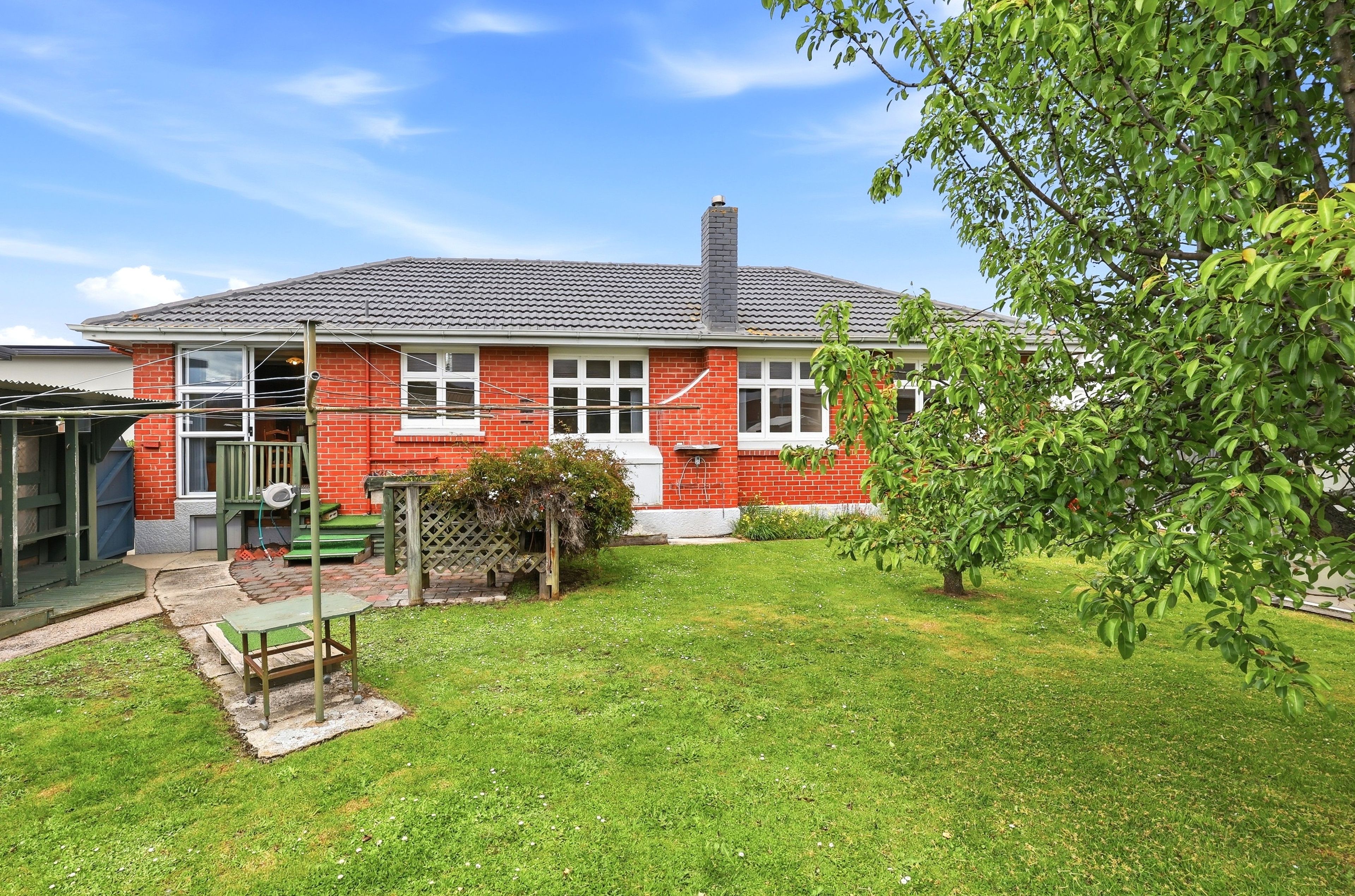 128 Macandrew Road, South Dunedin, Dunedin City