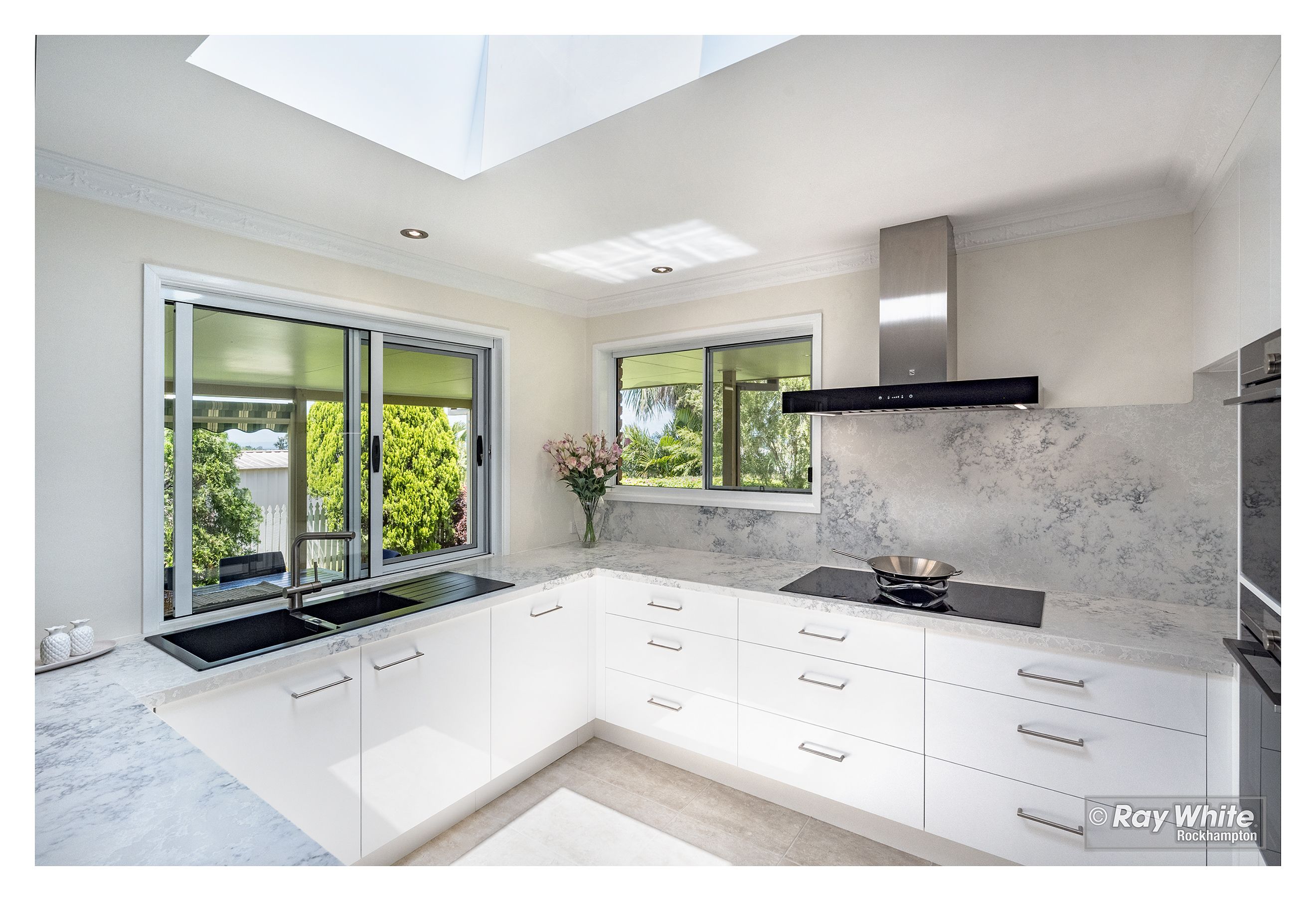 19 Permien Street, Norman Gardens QLD 4701