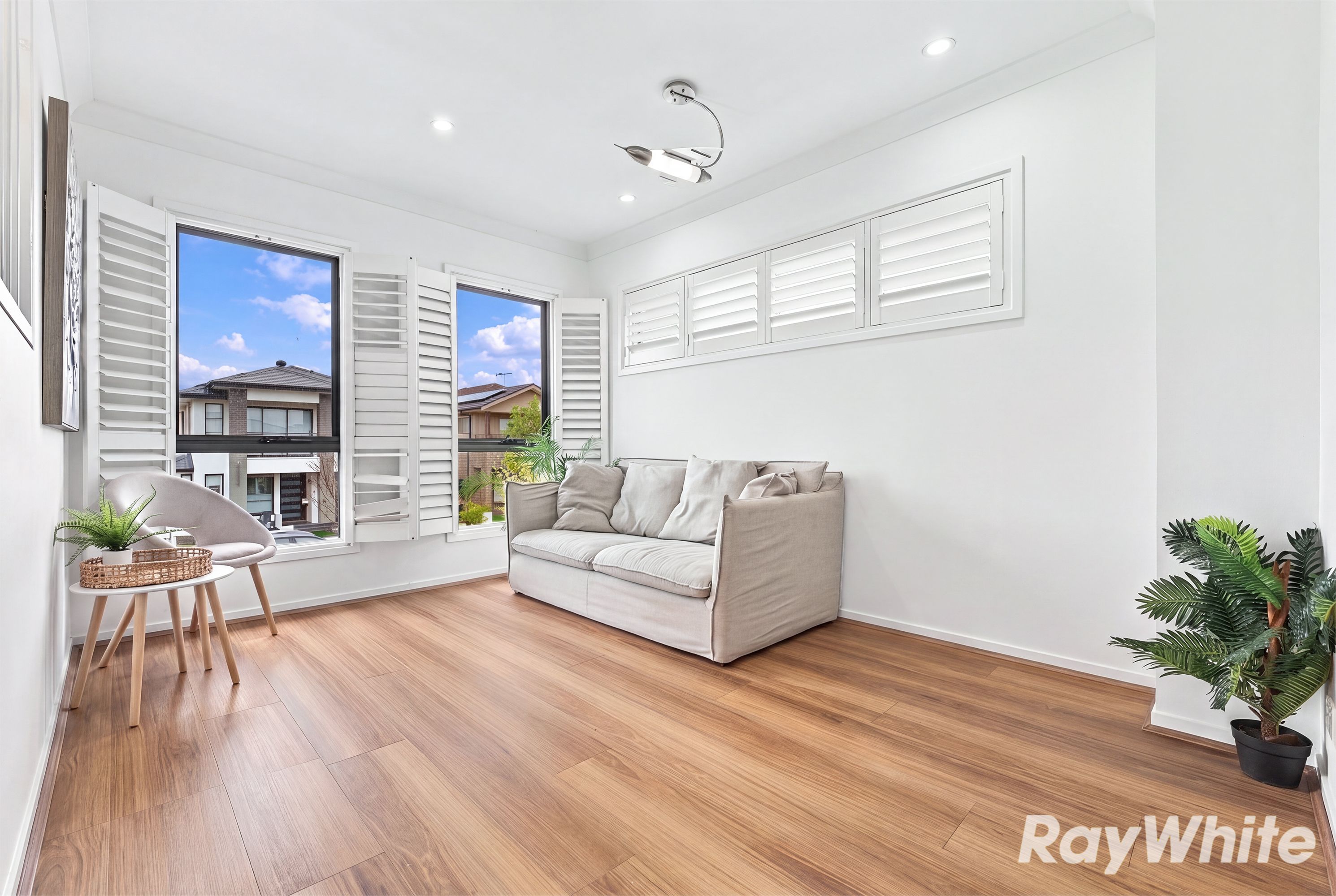 21 Larkin Street — photo 7 of 16