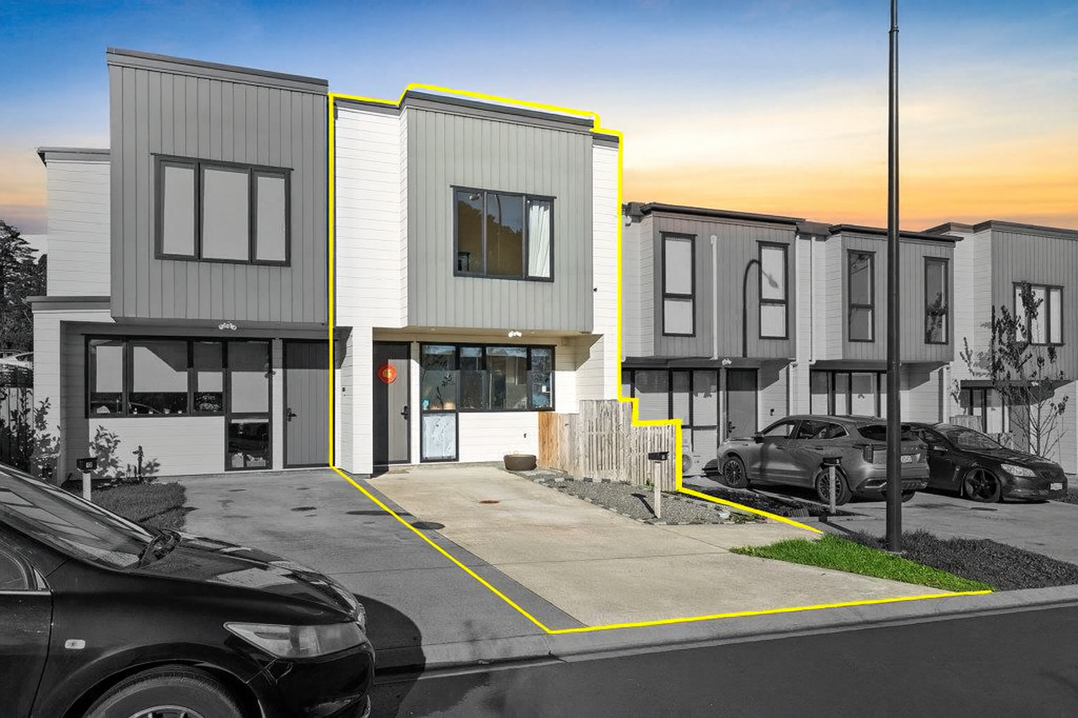 10 Karoro Road, Flat Bush, Manukau City