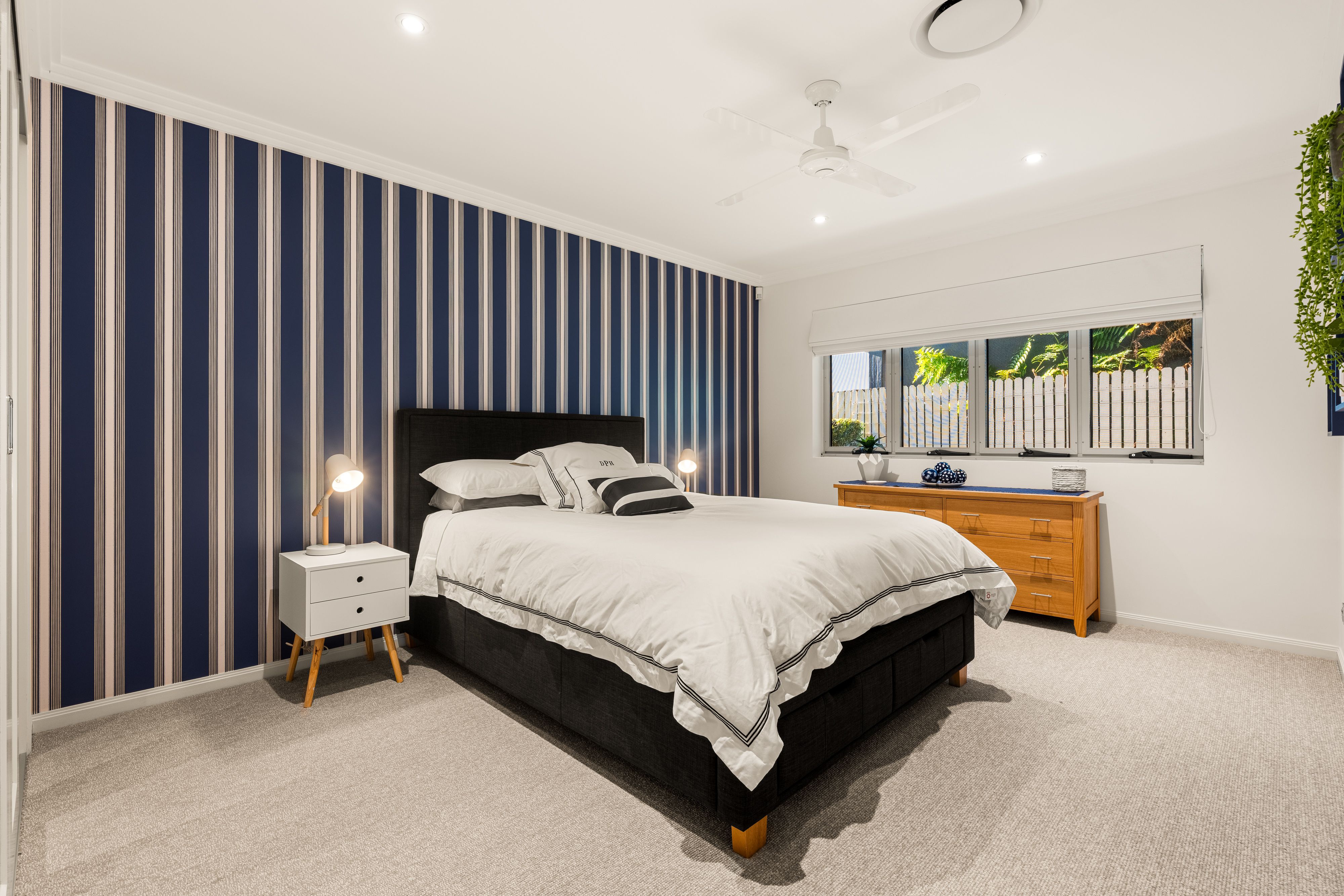 67 Upper Cairns Terrace — photo 17 of 24