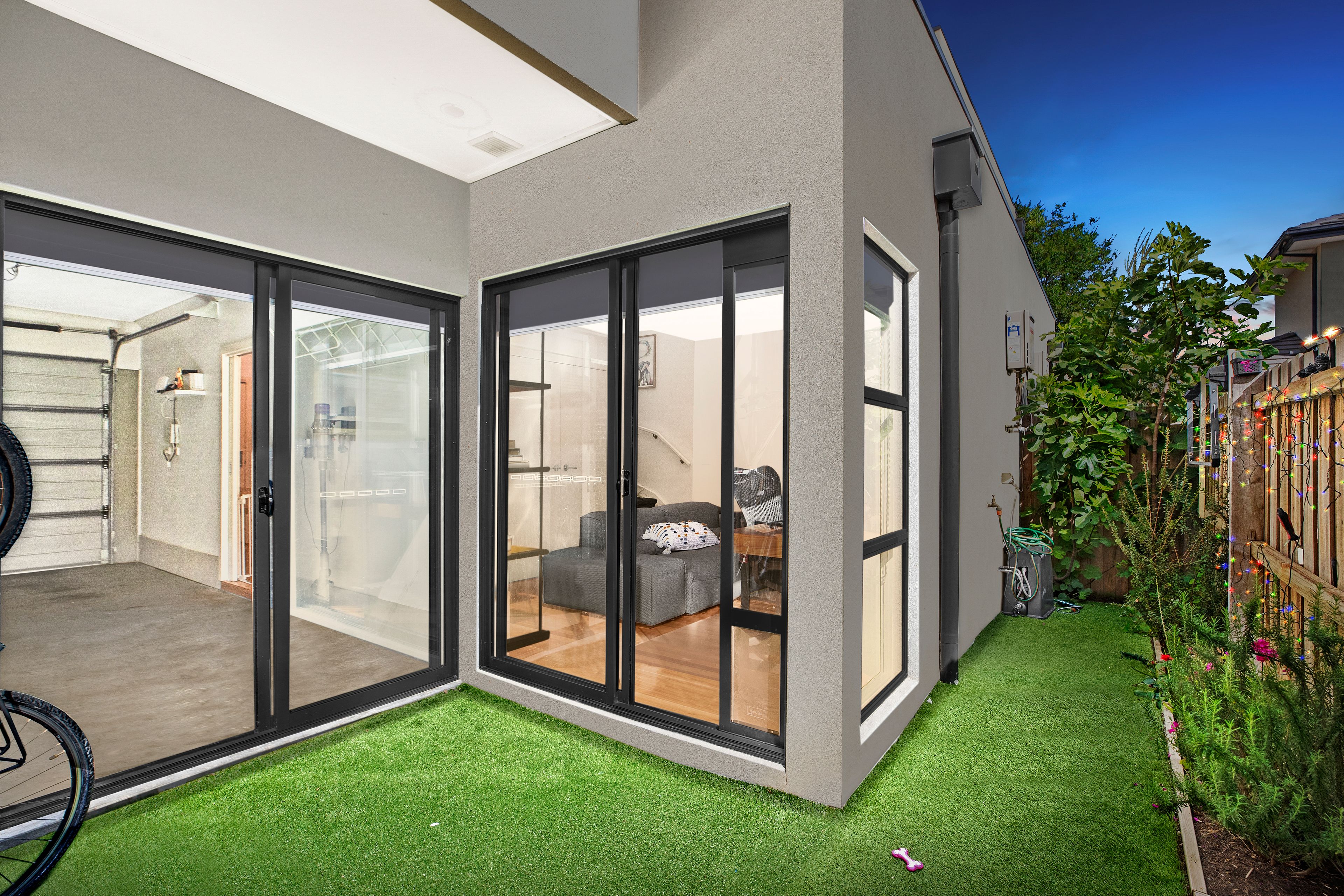 2/50 Adele Avenue, Ferntree Gully, VIC 3156