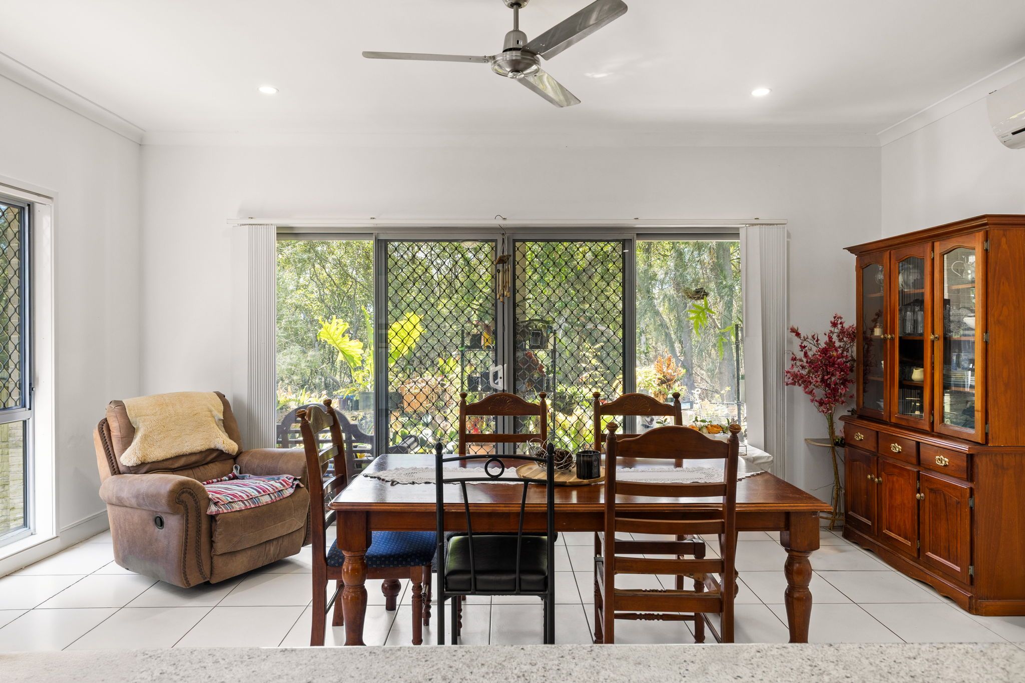 1237 Bribie Island Road — photo 7 of 19