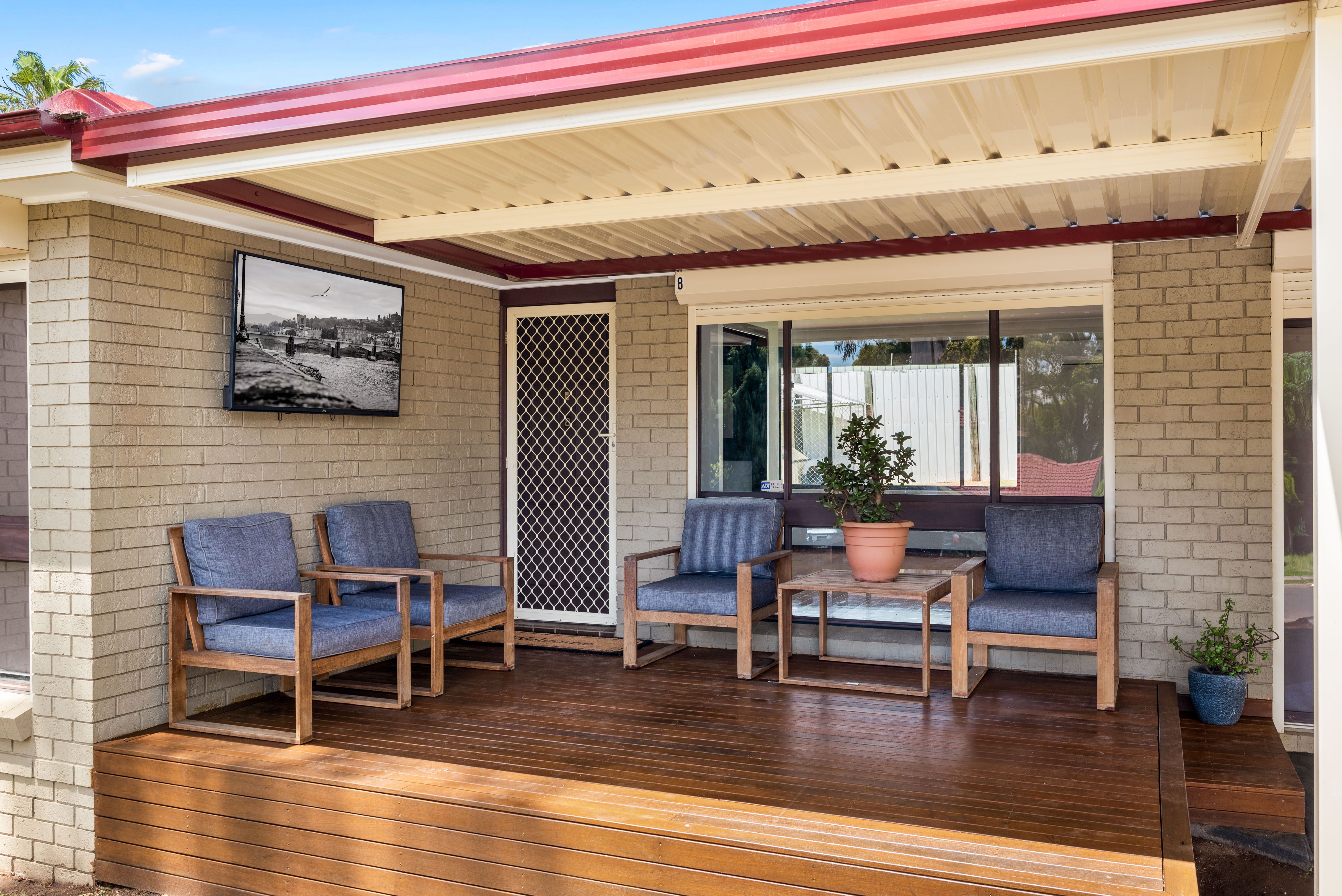 8 Orlick Street, Ambarvale, NSW 2560