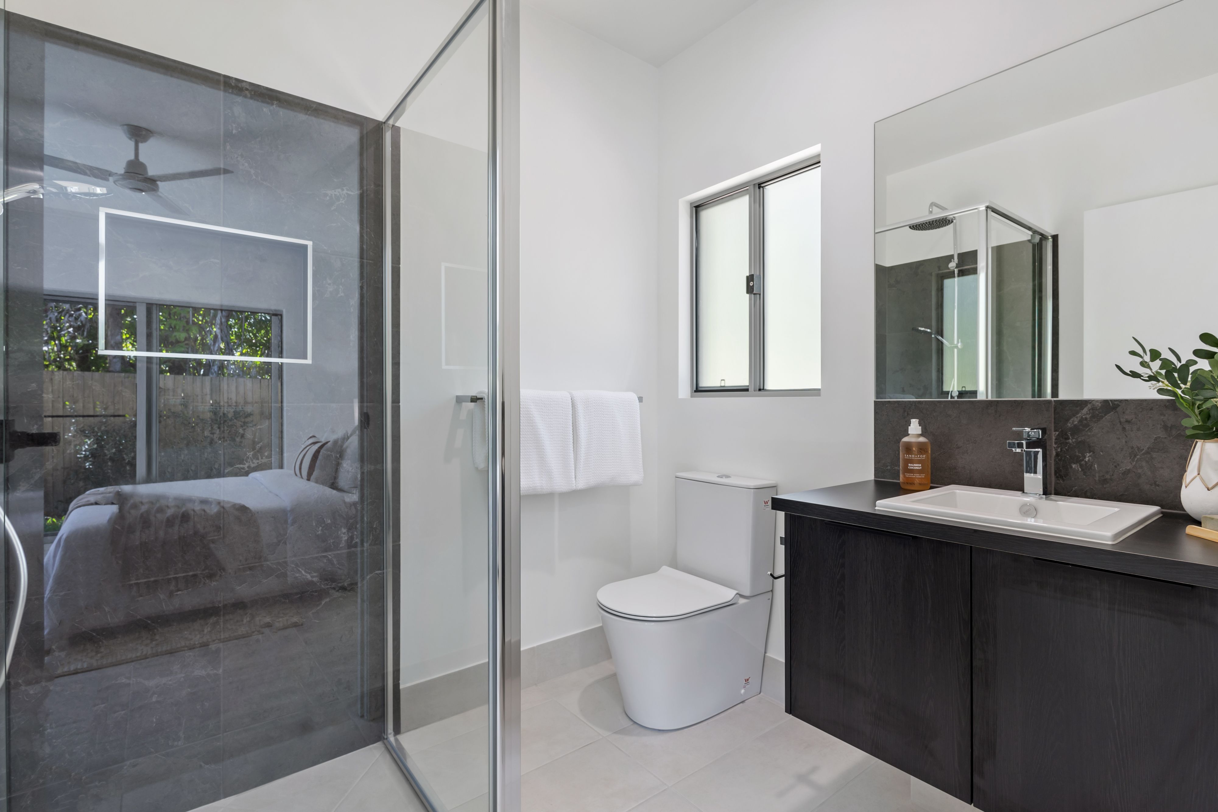 3/2 St Crispins Avenue — photo 12 of 18