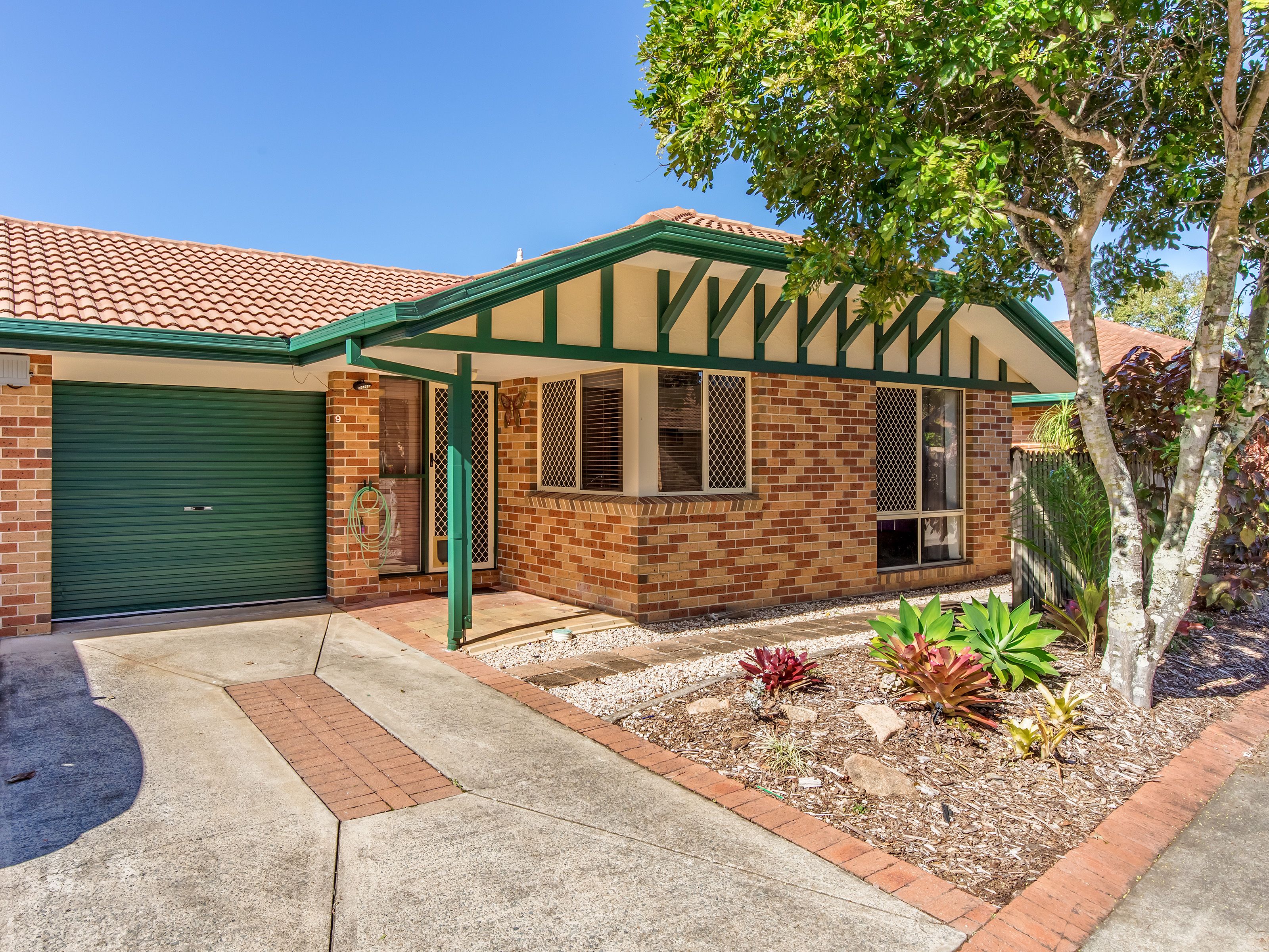 9/125 Hansford Road, Coombabah, QLD 4216