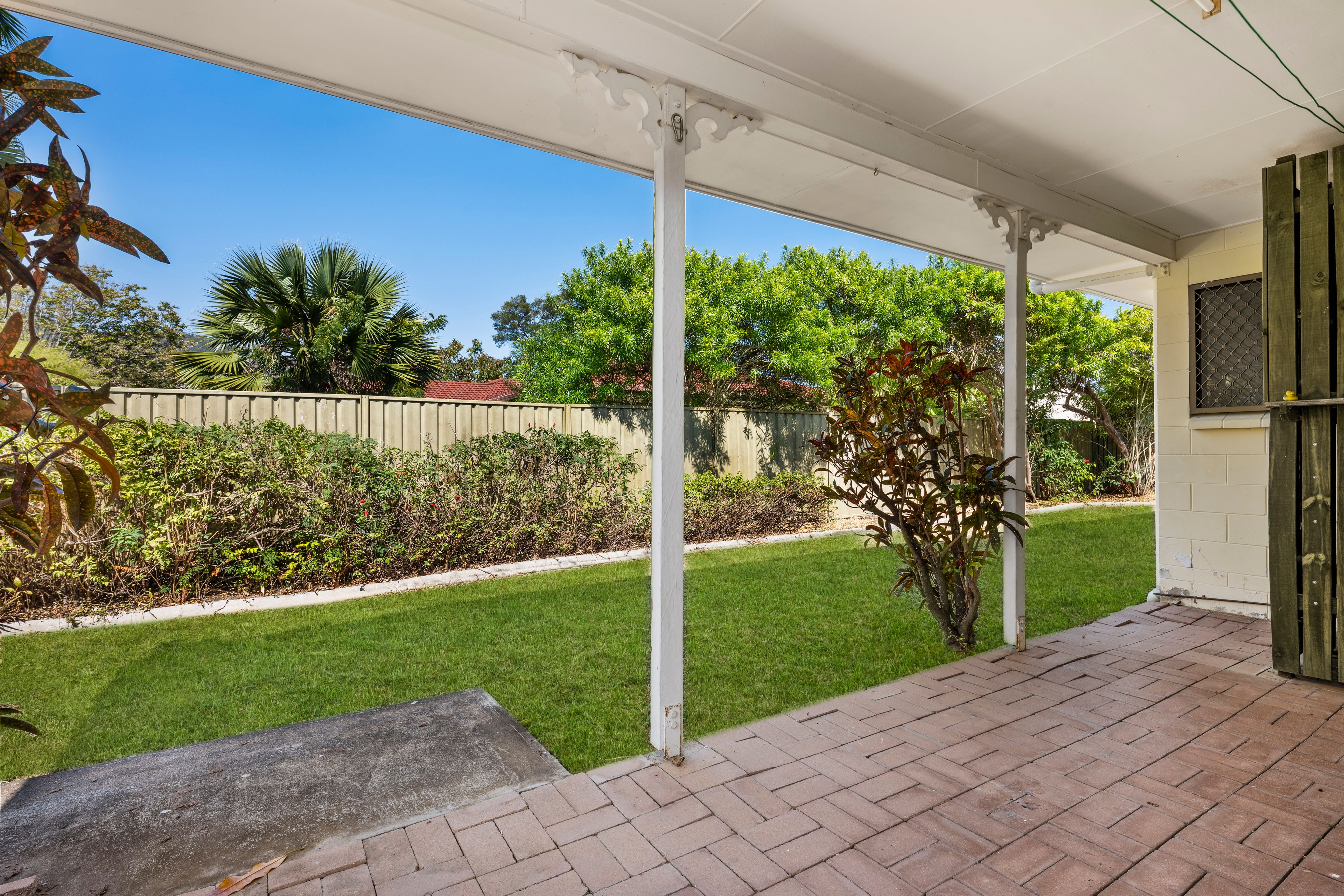 93 Yolanda Drive — photo 12 of 15