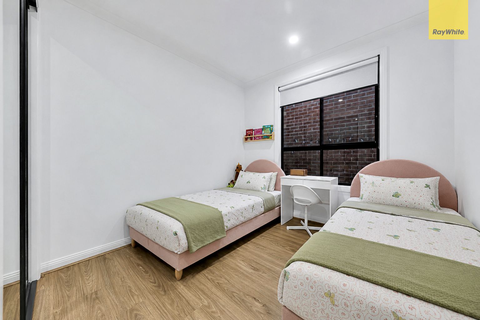 21 Glabella Avenue — photo 21 of 29