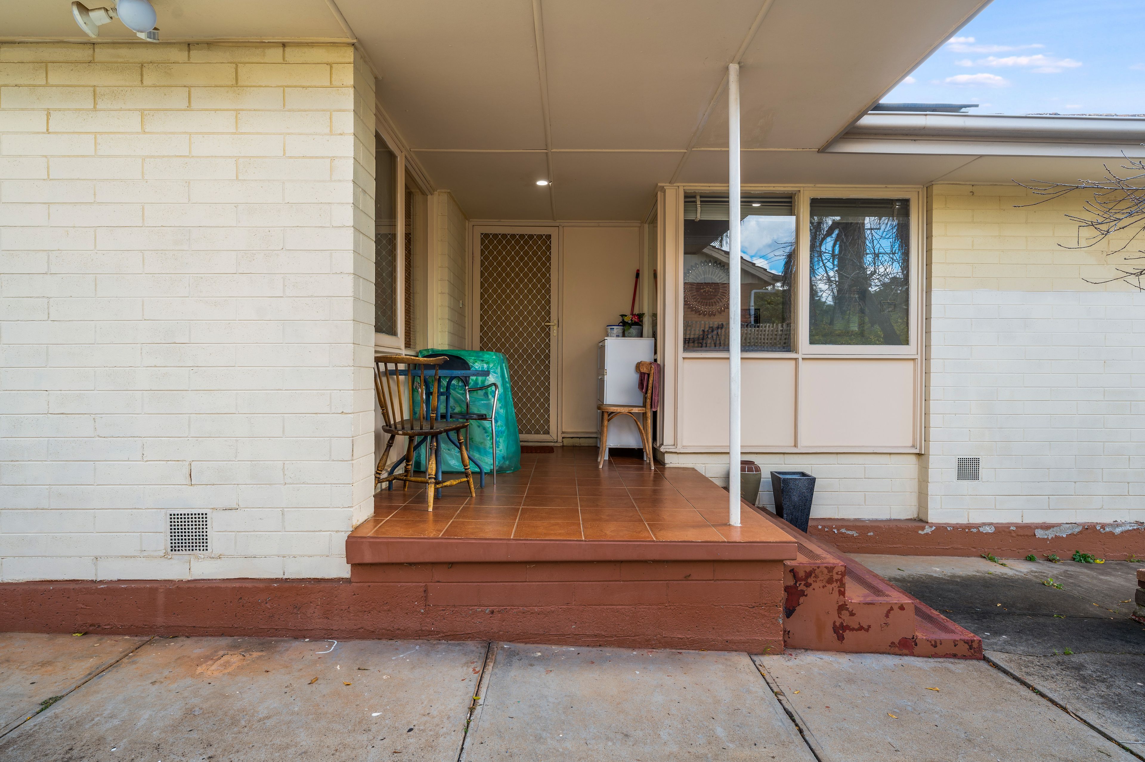 19 Lauder Street — photo 4 of 13