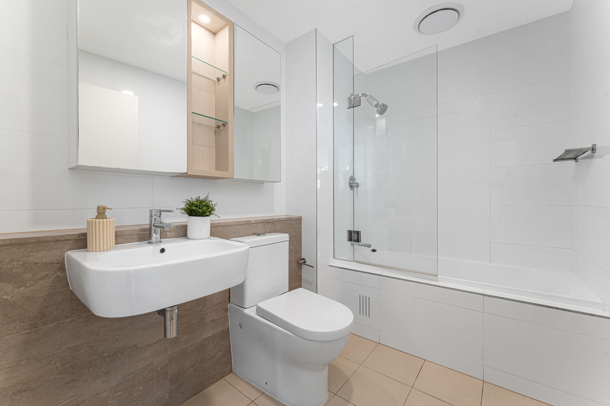 803/7 Mooltan Avenue — photo 6 of 11