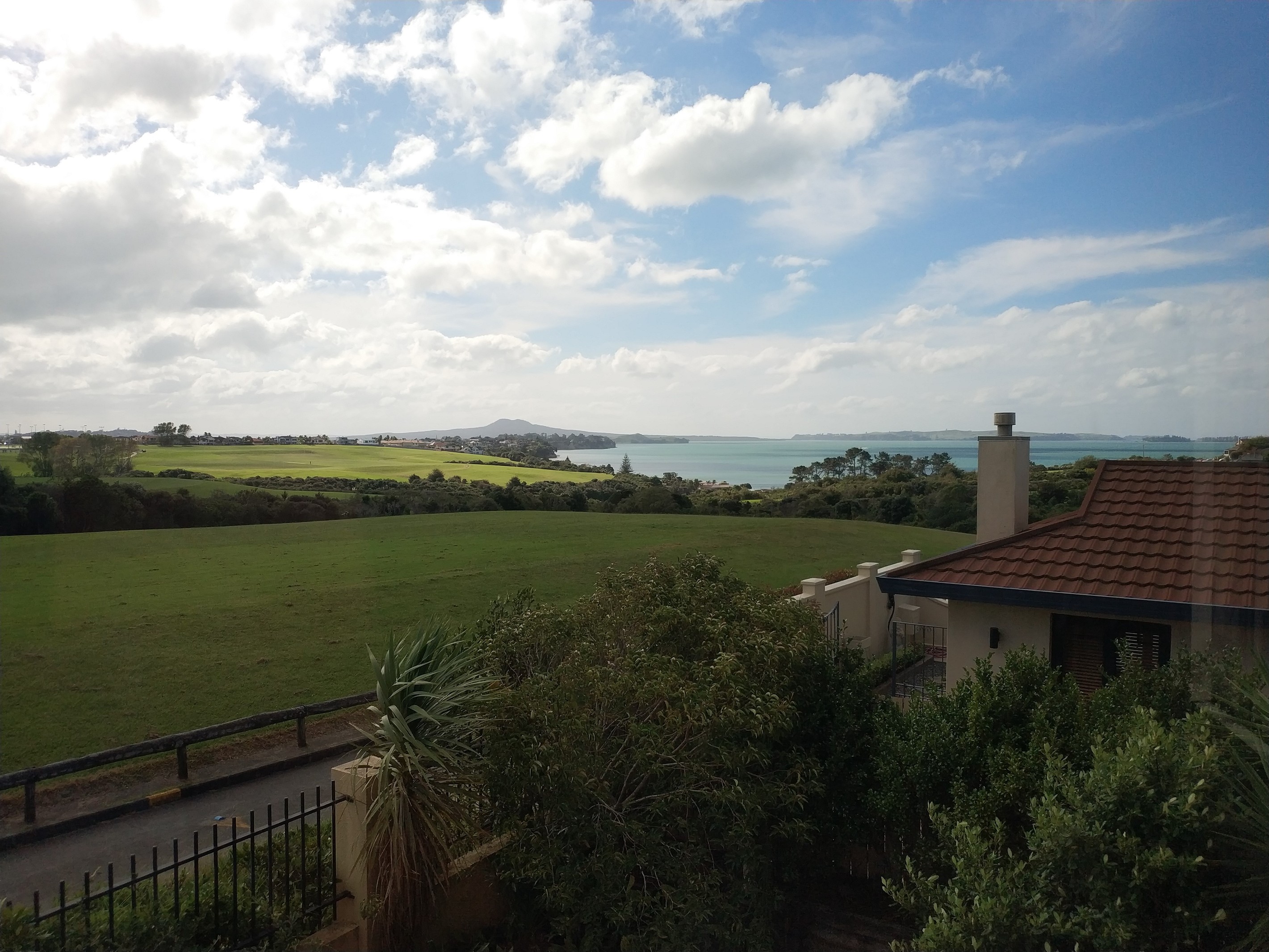 42 CHARLES DICKENS Drive, Mellons Bay, Manukau City