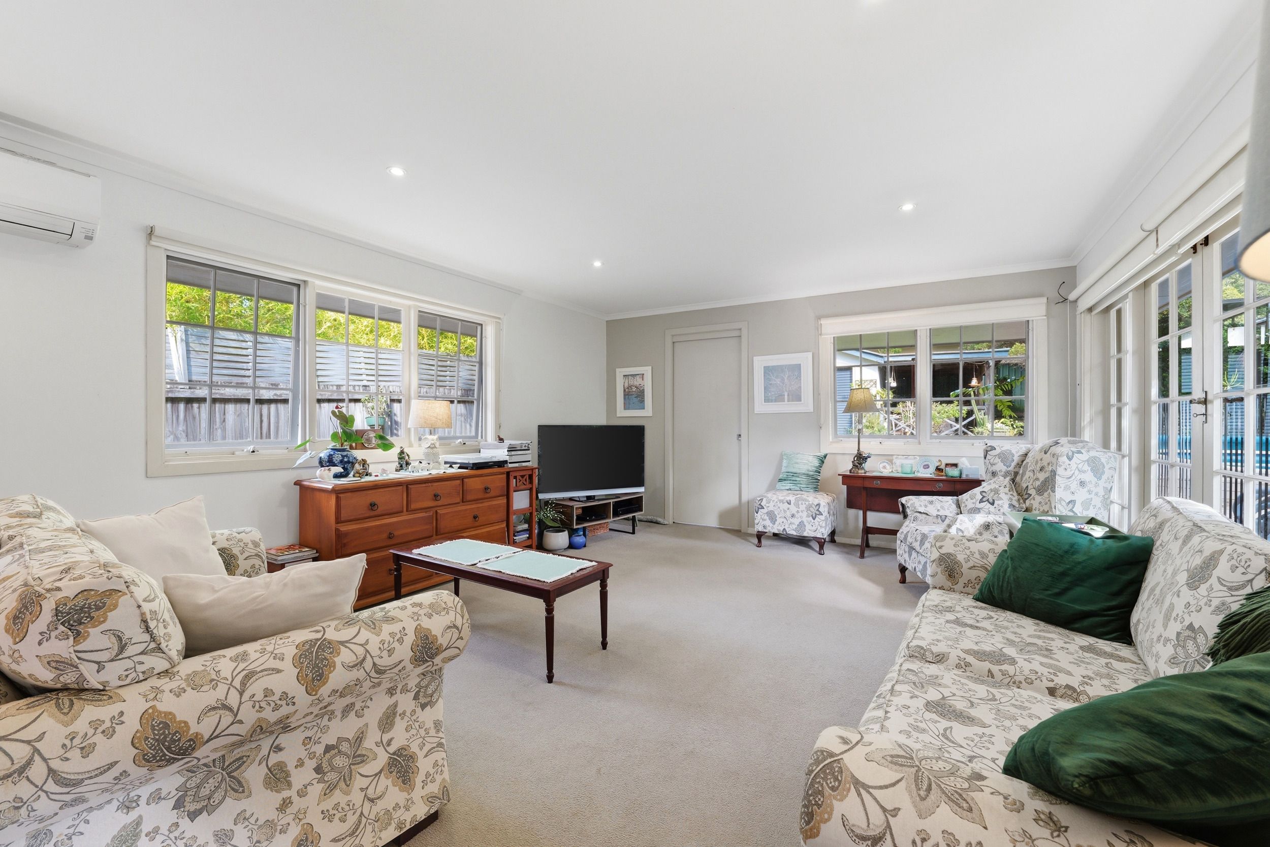 48 Huntly Road — photo 6 of 16