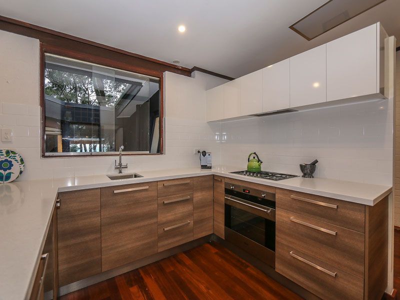 80 Lenori Road, Gooseberry Hill, WA 6076