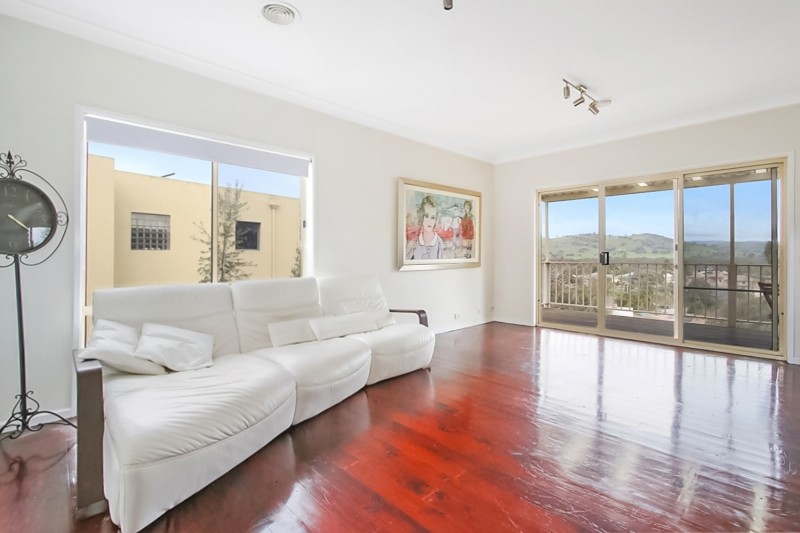 273 Bimbadeen Avenue, East Albury, NSW 2640