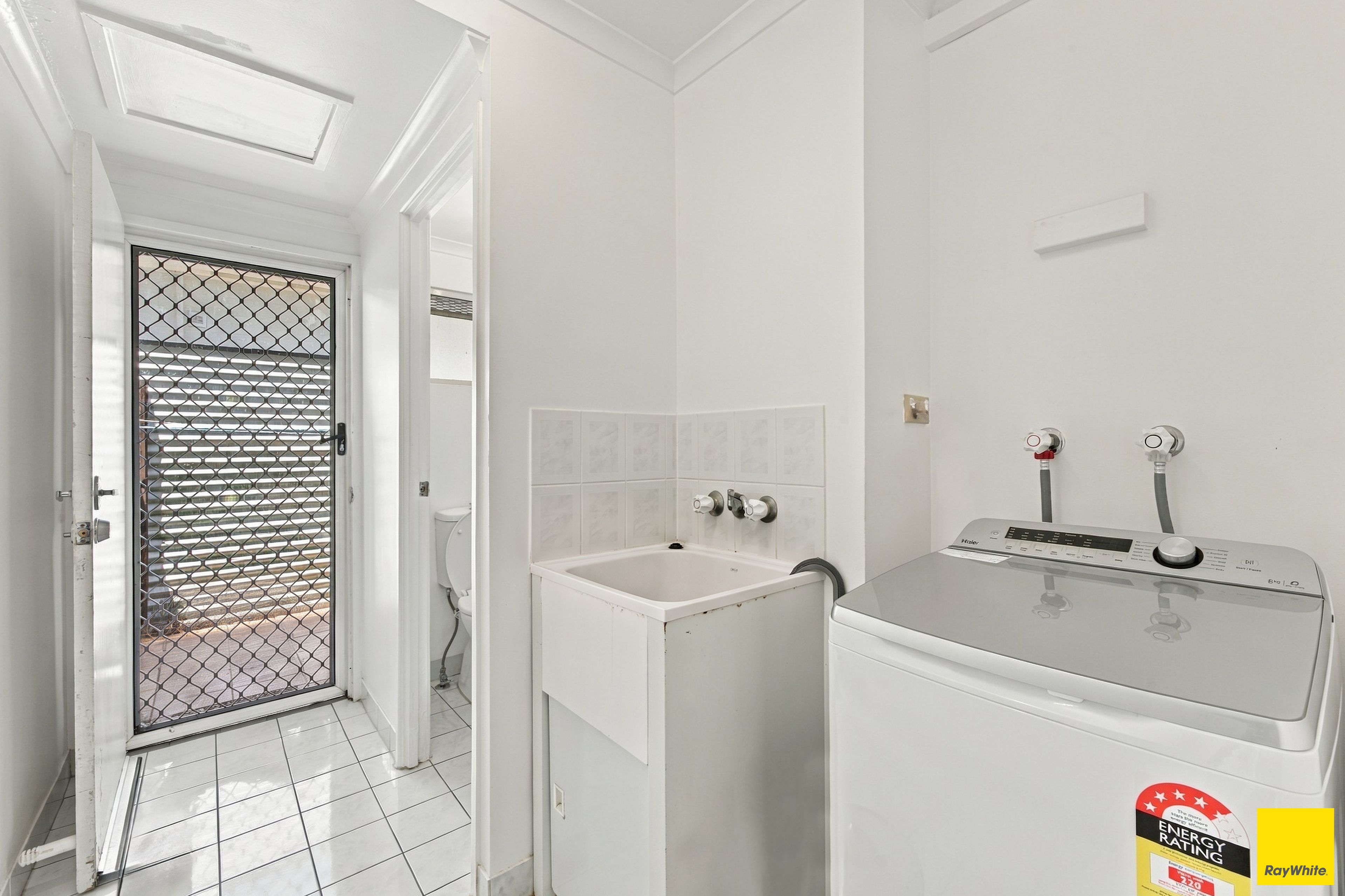 5/5 Balaclava Road — photo 8 of 13