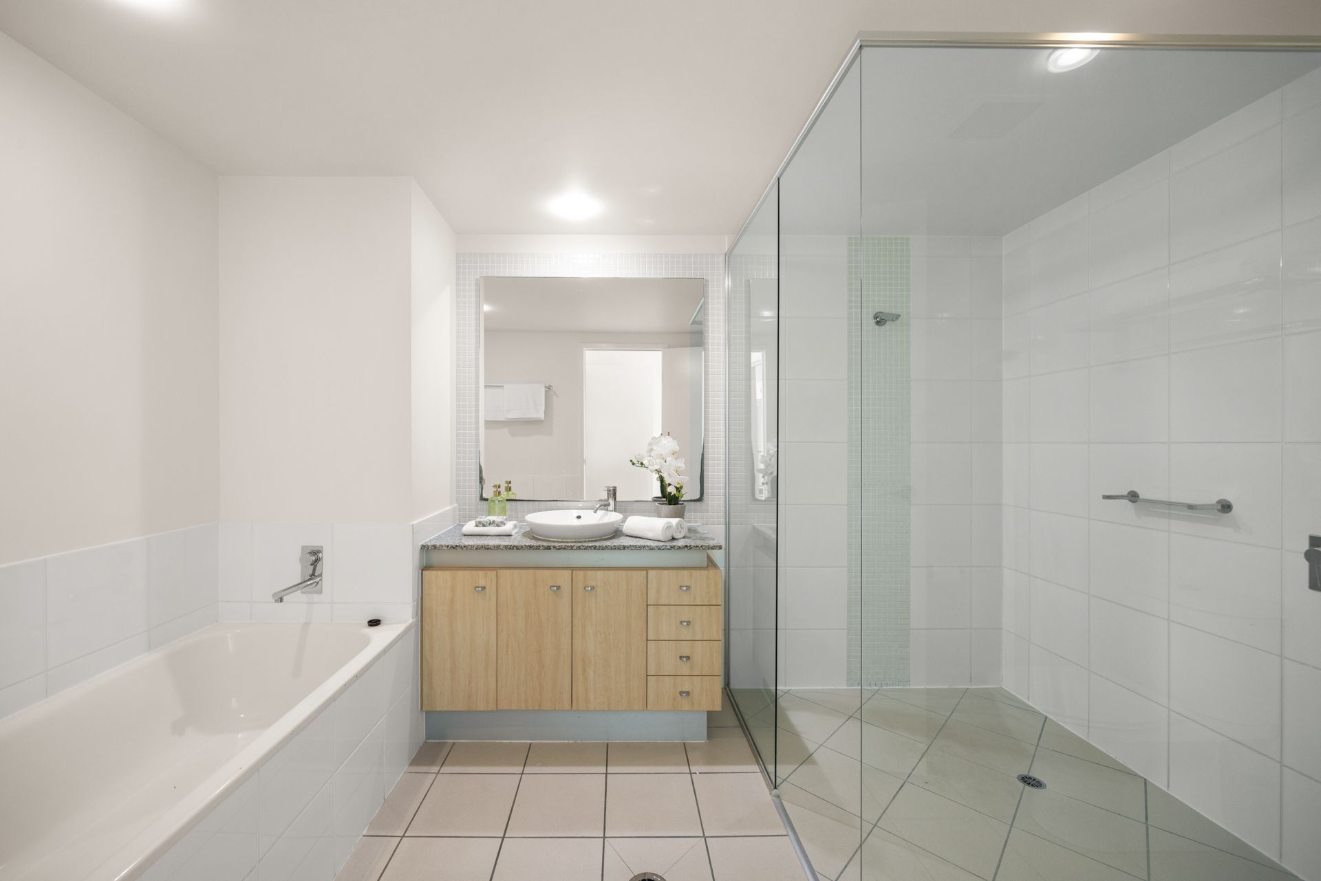 Unit 705/38 Mahogany Drive — photo 13 of 17