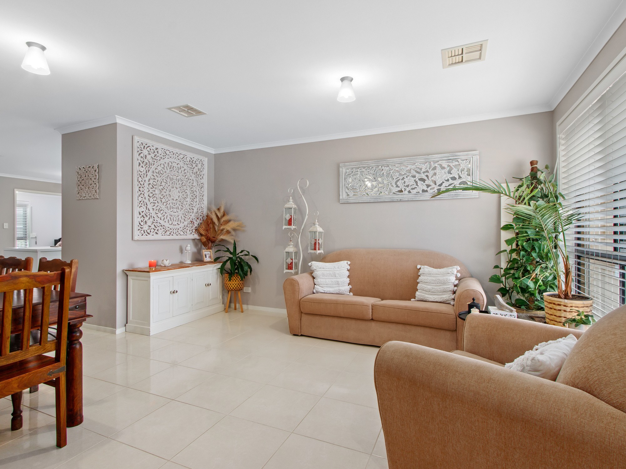 153 President Avenue, Andrews Farm, SA 5114