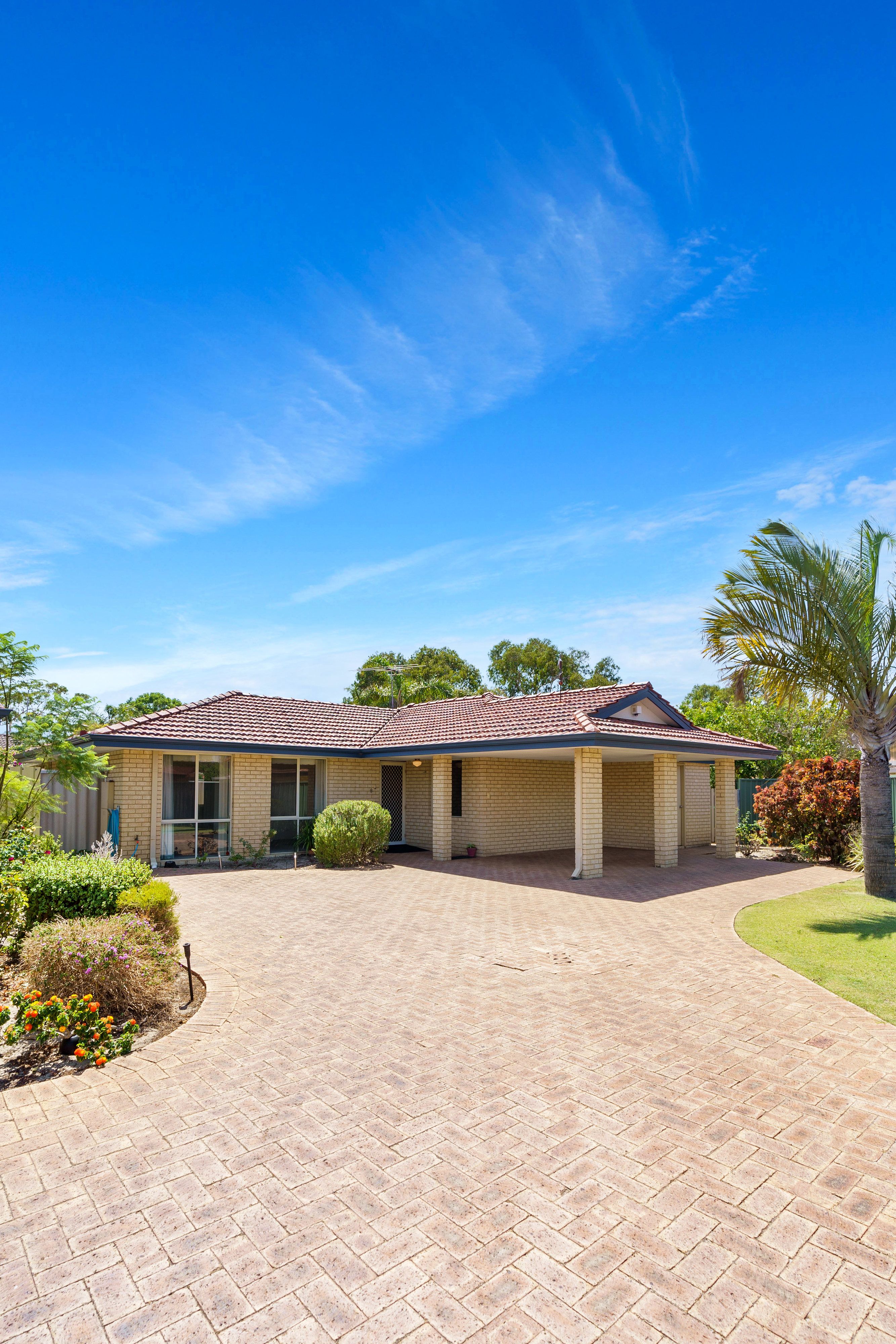 8/6 Grasmere Court, Brentwood, WA 6153
