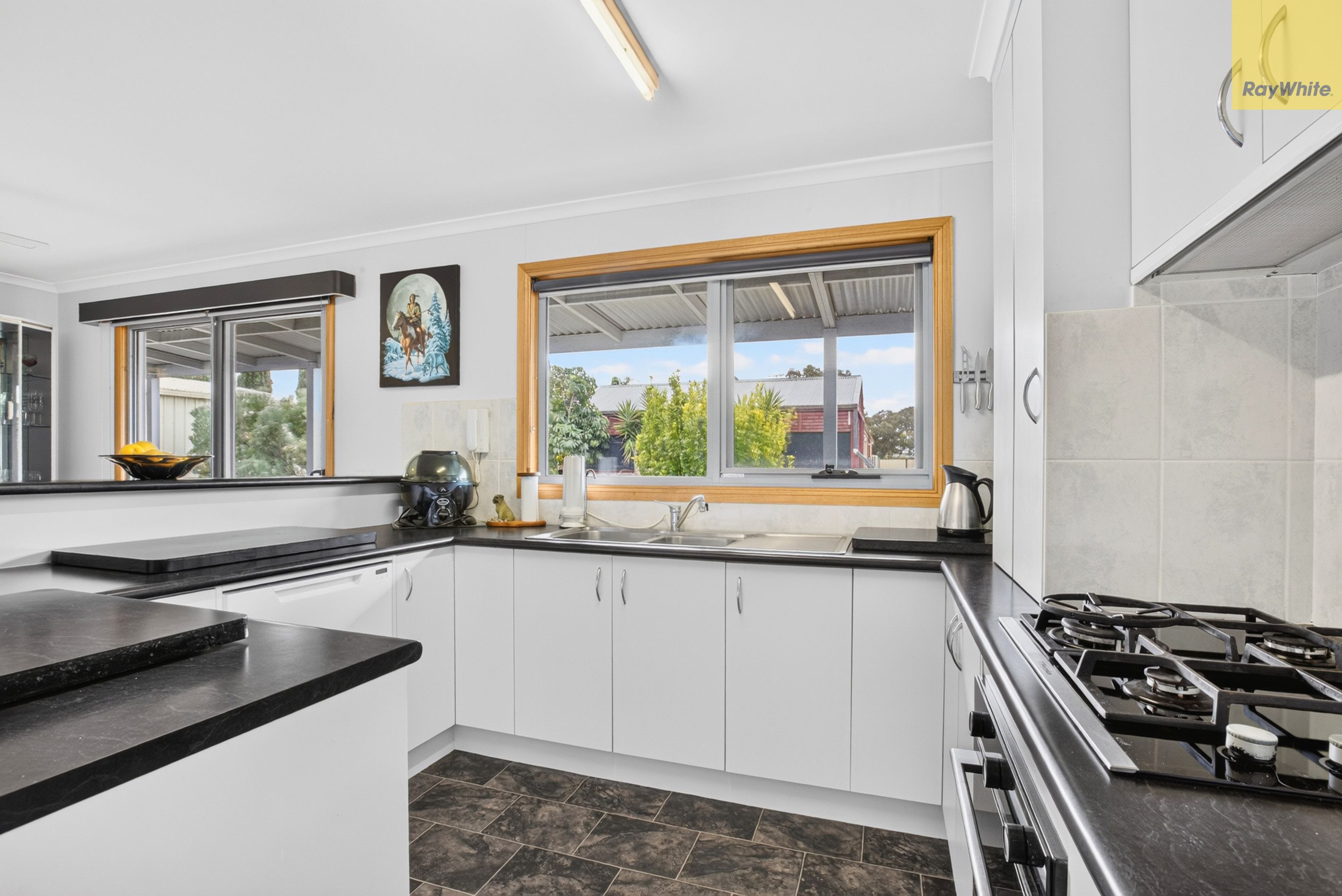 27 Highfield Way — photo 18 of 29