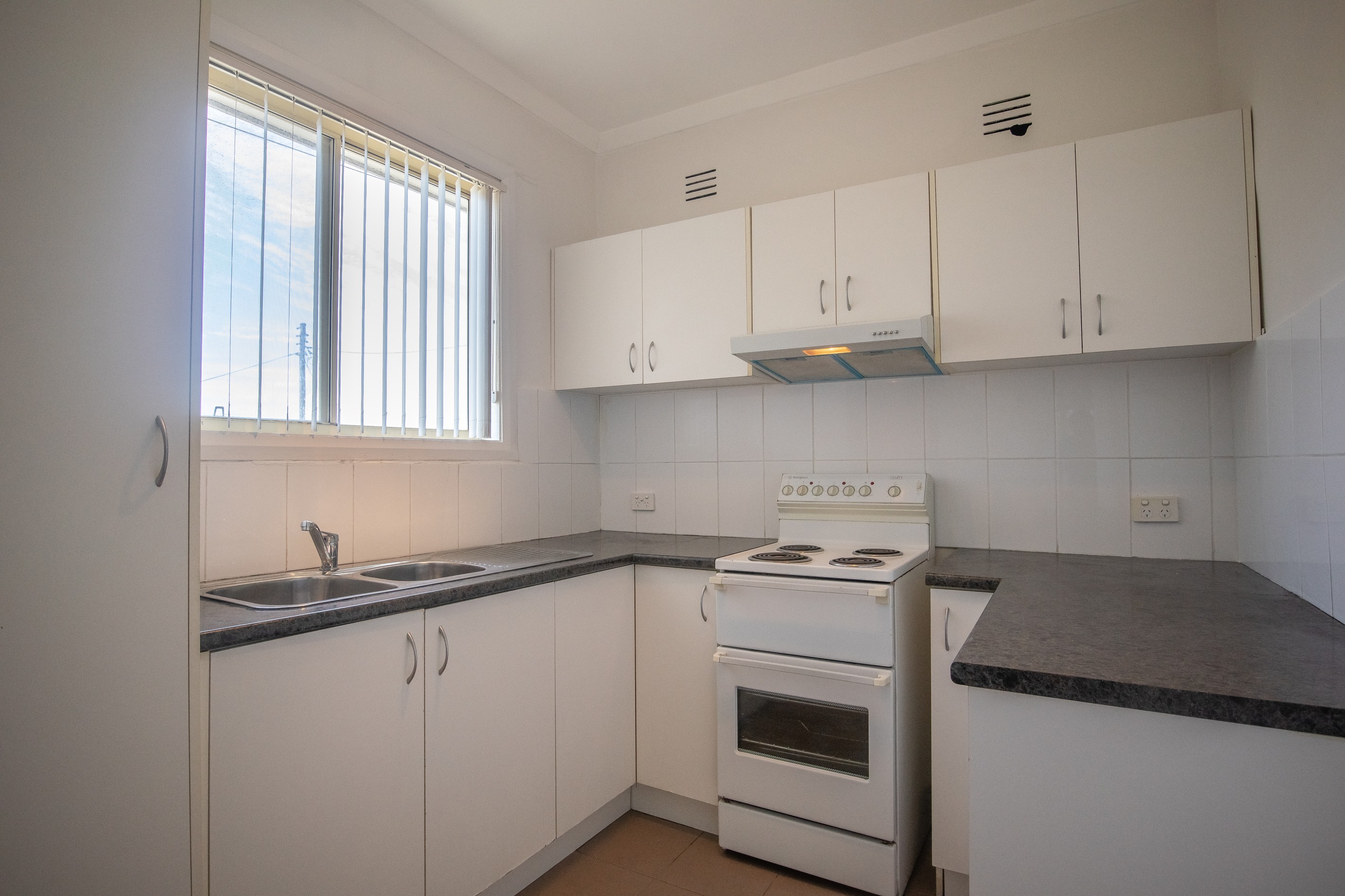 1/4 Tighe Street, Waratah, NSW 2298
