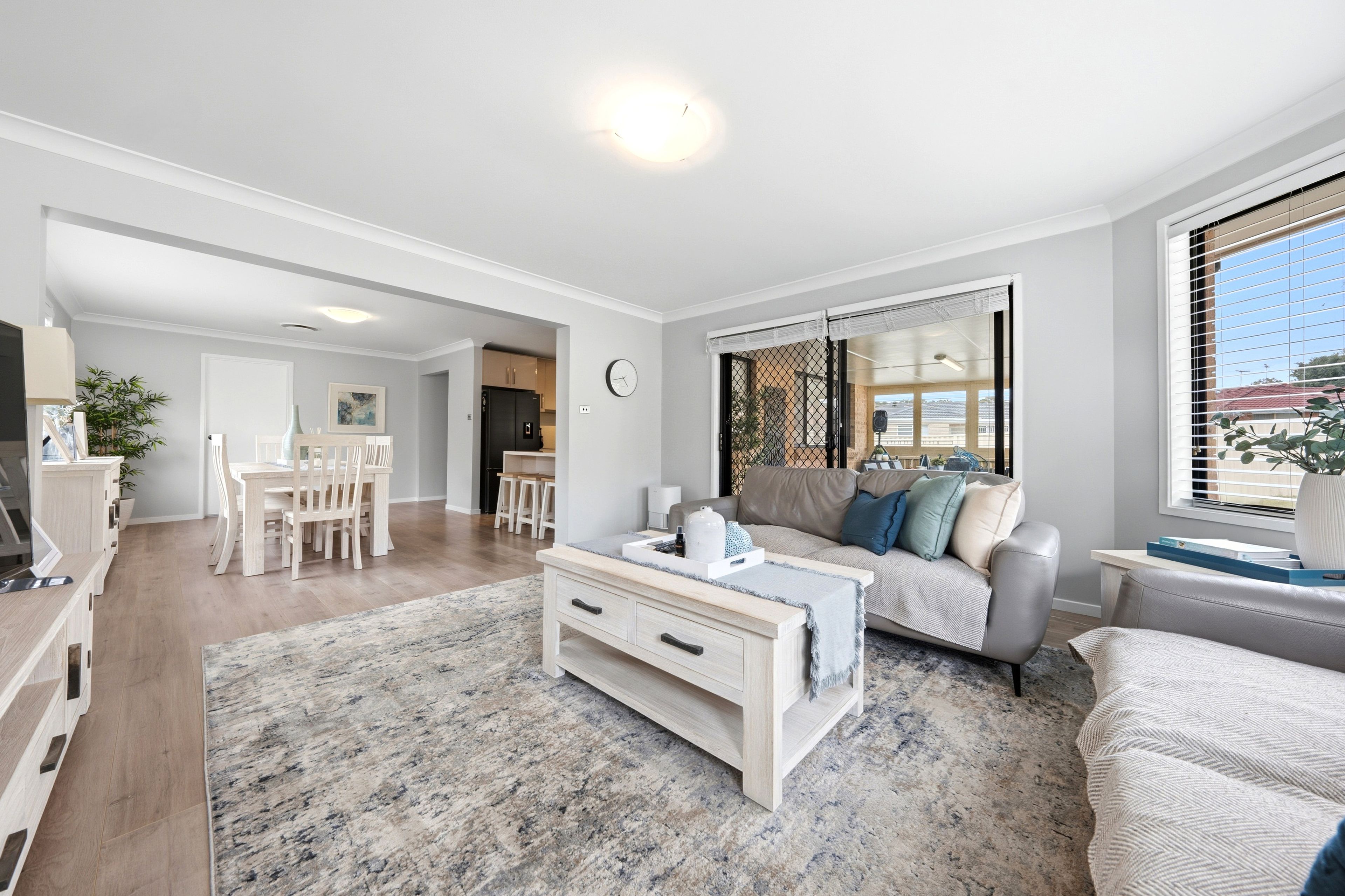 6 Mahogany Street — photo 3 of 20