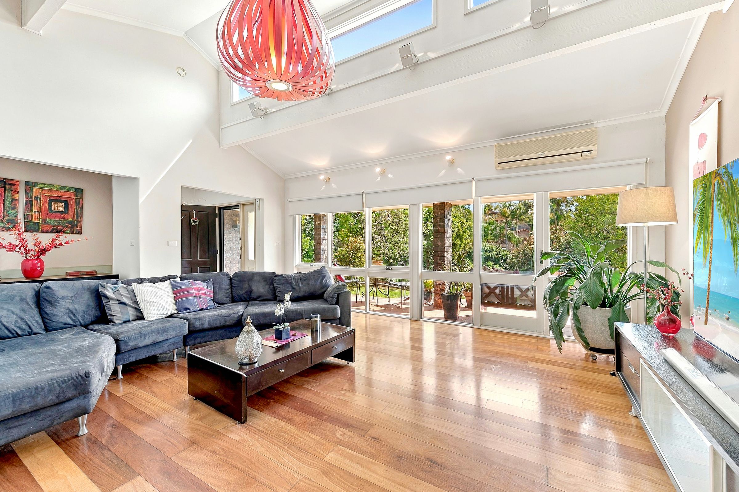 32 Haines Avenue — photo 3 of 15