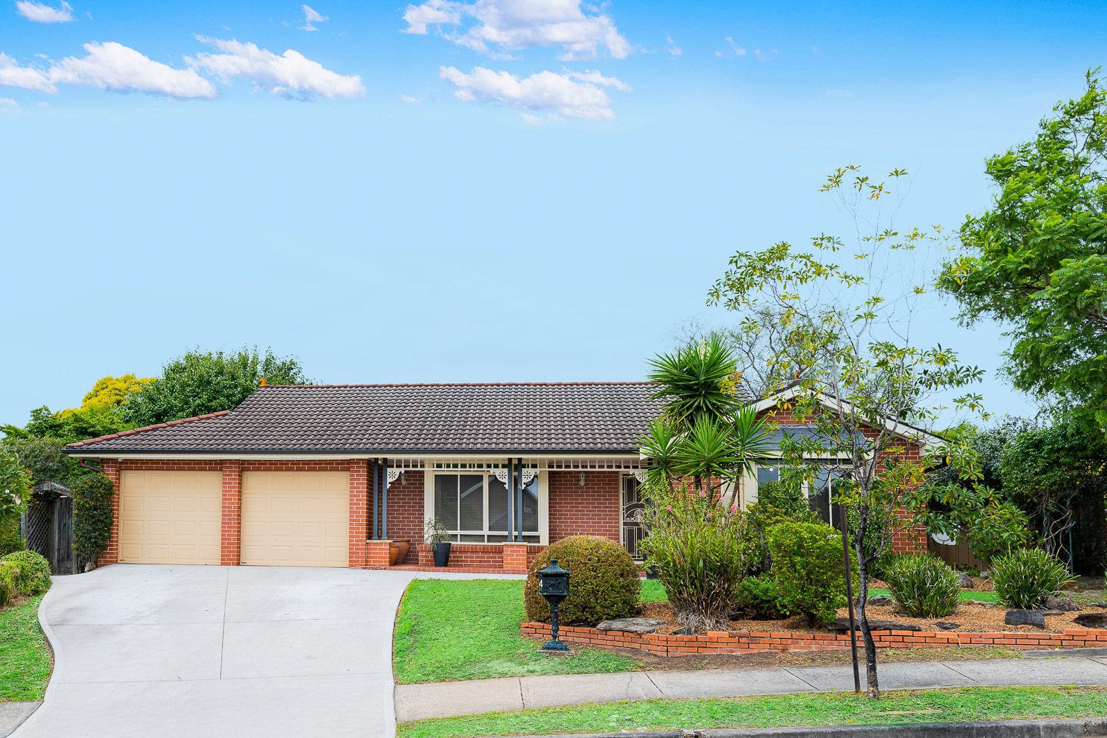 4 Beaumaris Avenue, Castle Hill NSW 2154