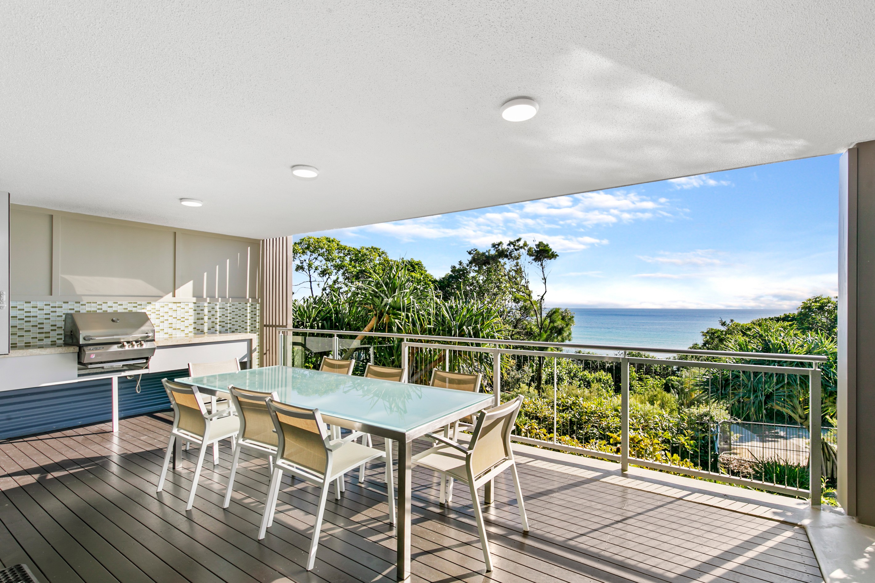 12/158-172 Dickson Way, Point Lookout, QLD 4183