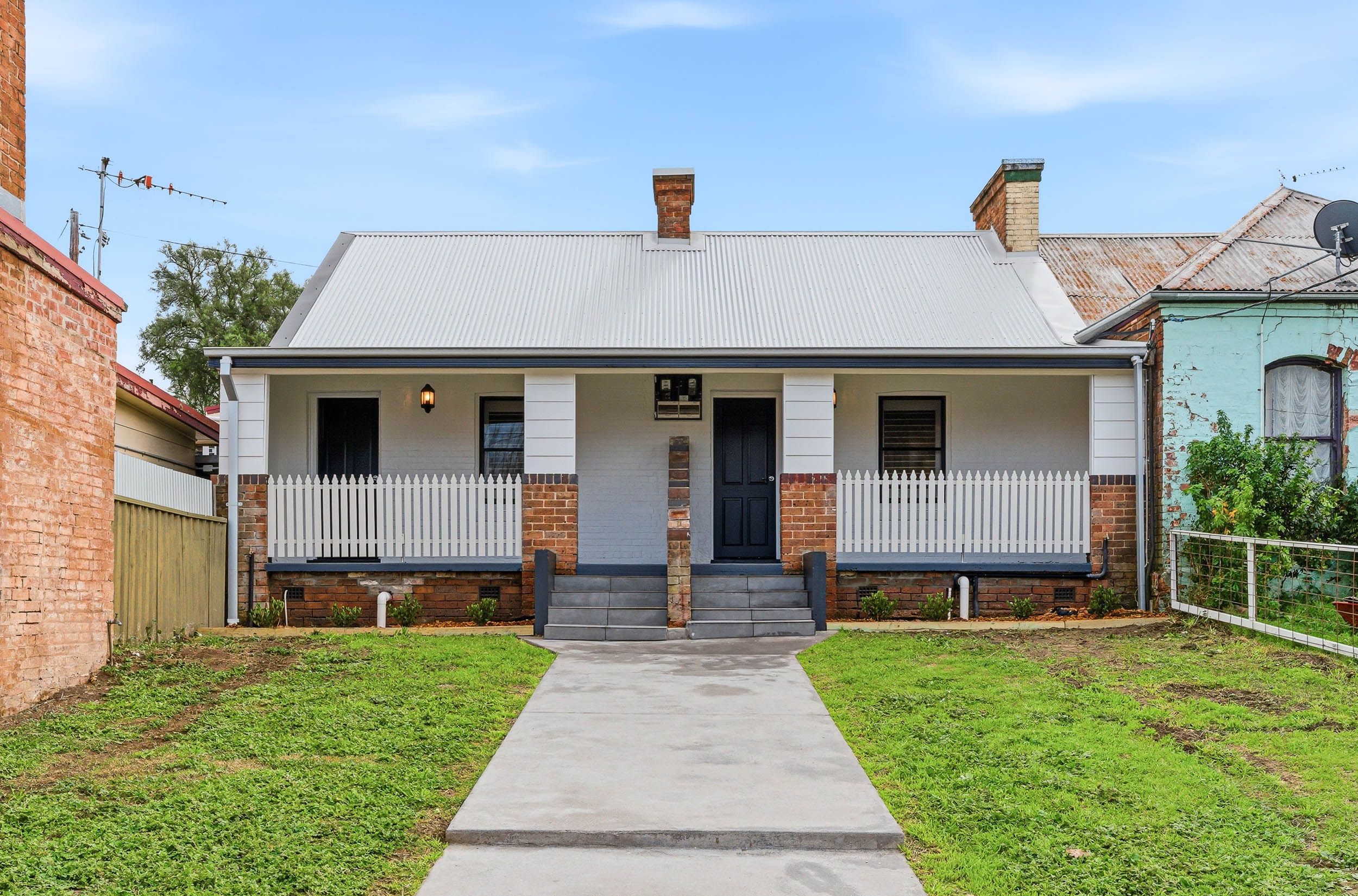 148 Bourke Street — photo from Ray White Goulburn
