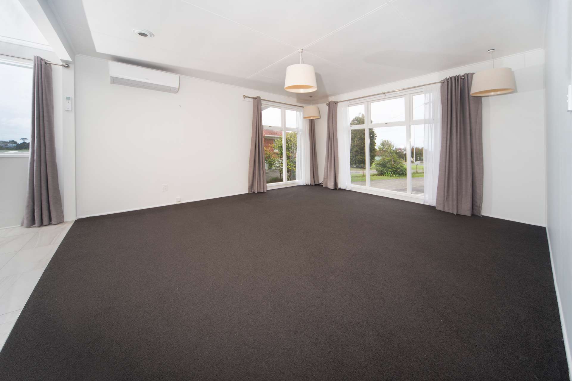 18 Hobsonville Road photo 5