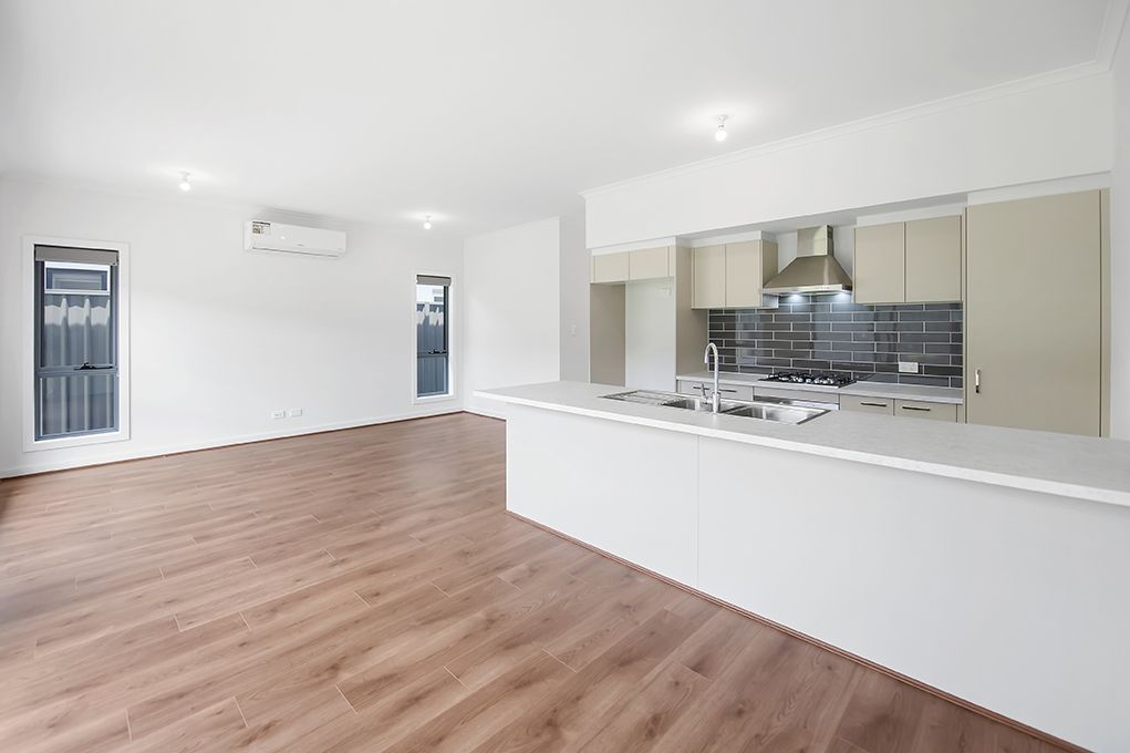 18 Salcombe Way, Mount Barker, SA 5251