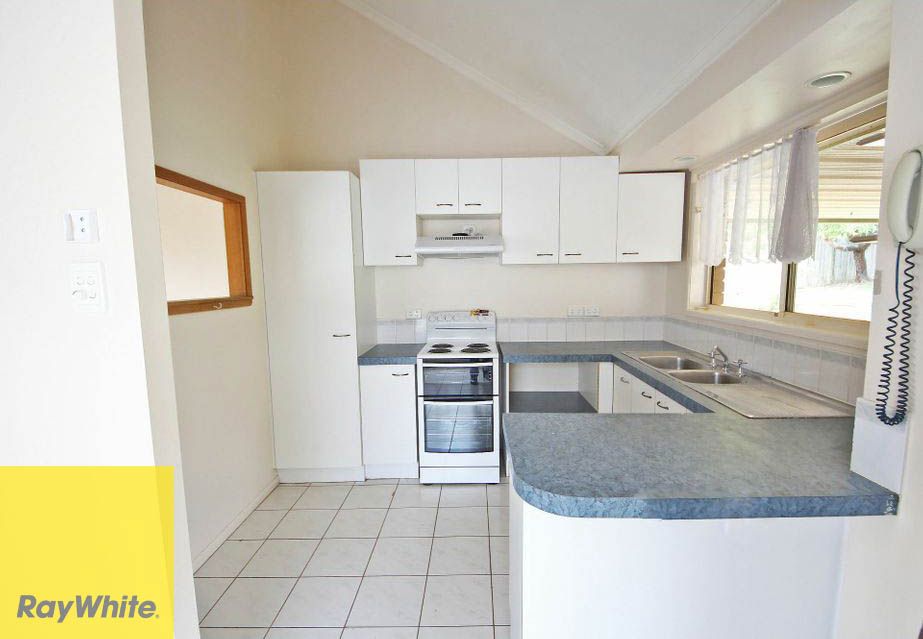 18 Poplar Place, Kallangur, QLD 4503