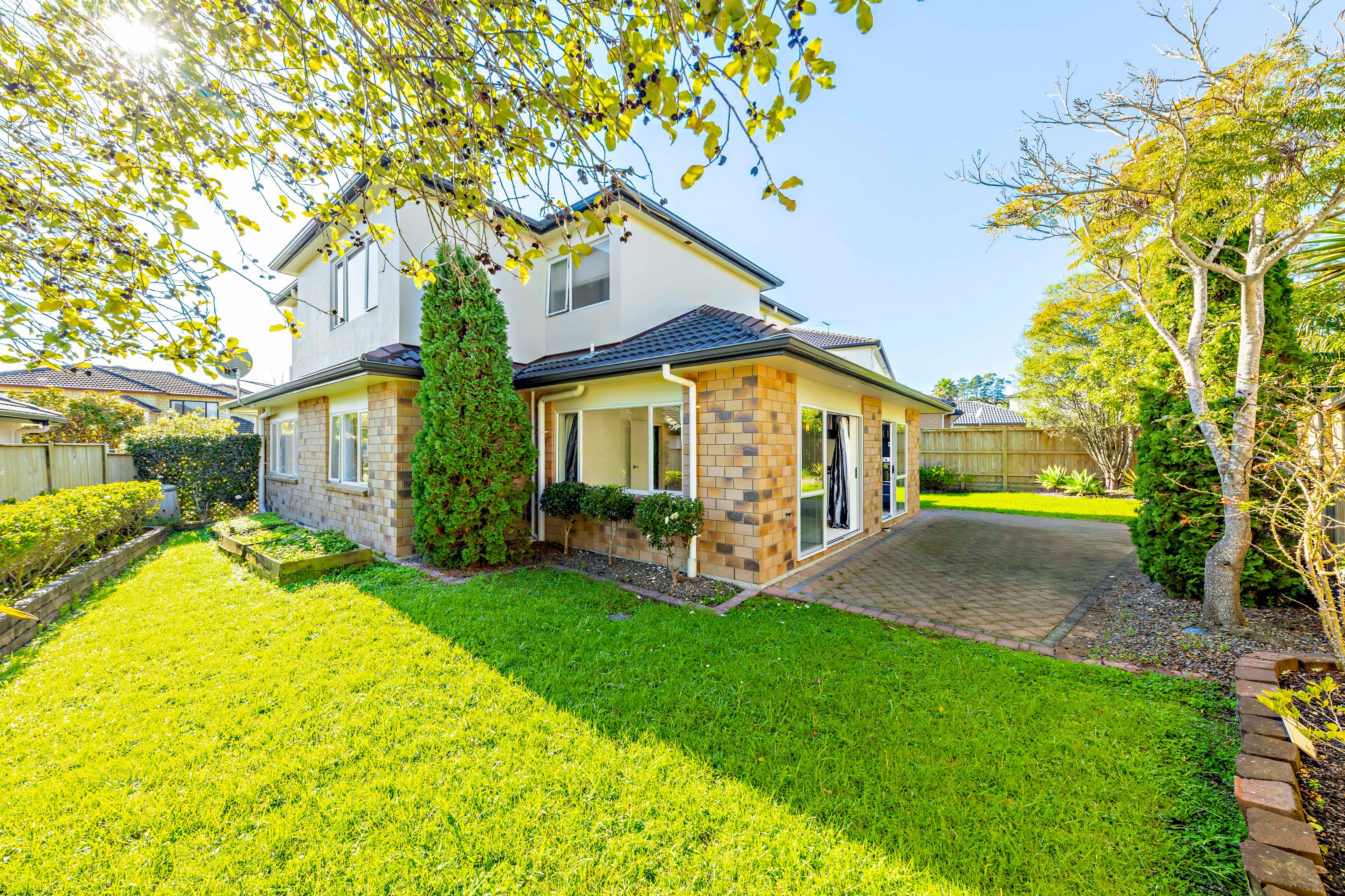 29 Coachman Drive, Flat Bush, Manukau City