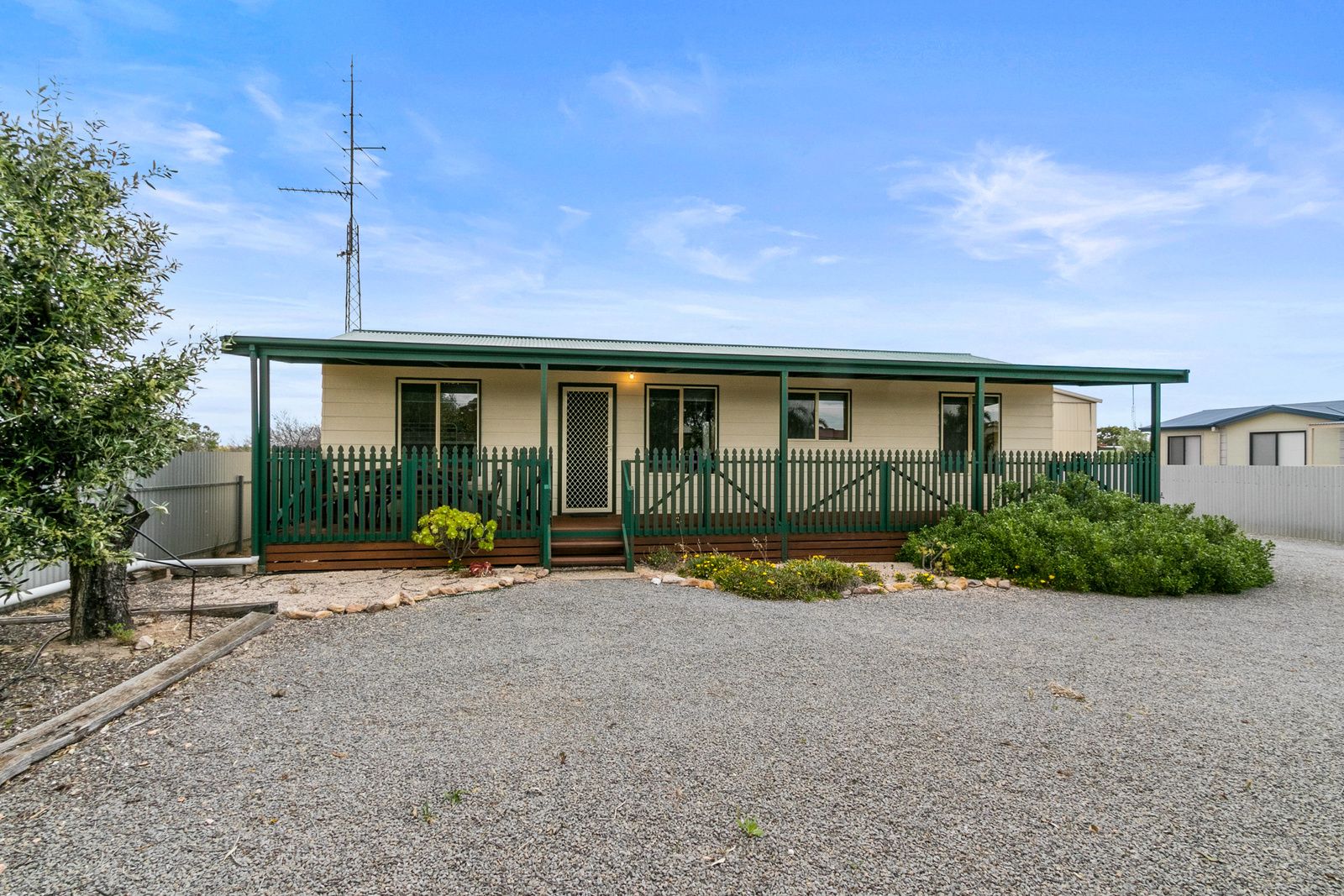 6 Palmer Street, Port Victoria, SA 5573